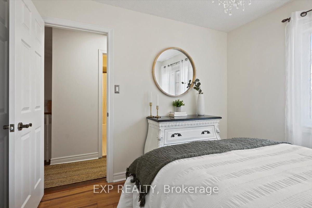 Photo 22 of 4 Burdge Court, Whitby, Blue Grass Meadows — HOMEH