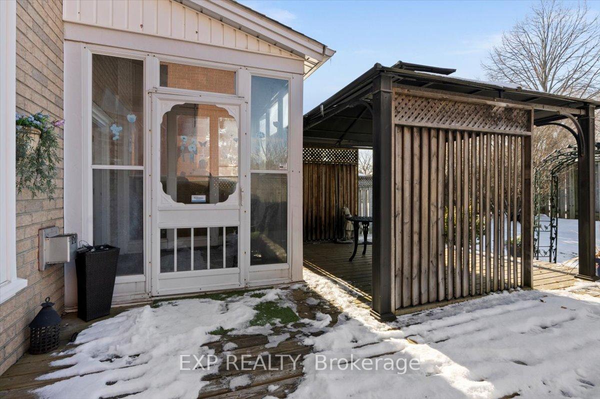 Photo 33 of 4 Burdge Court, Whitby, Blue Grass Meadows — HOMEH
