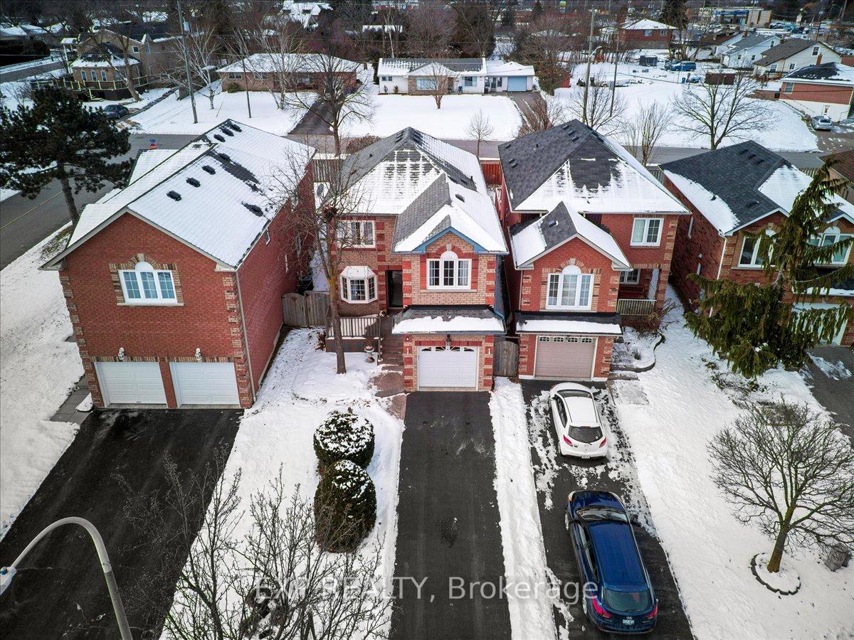Photo 37 of 4 Burdge Court, Whitby, Blue Grass Meadows — HOMEH
