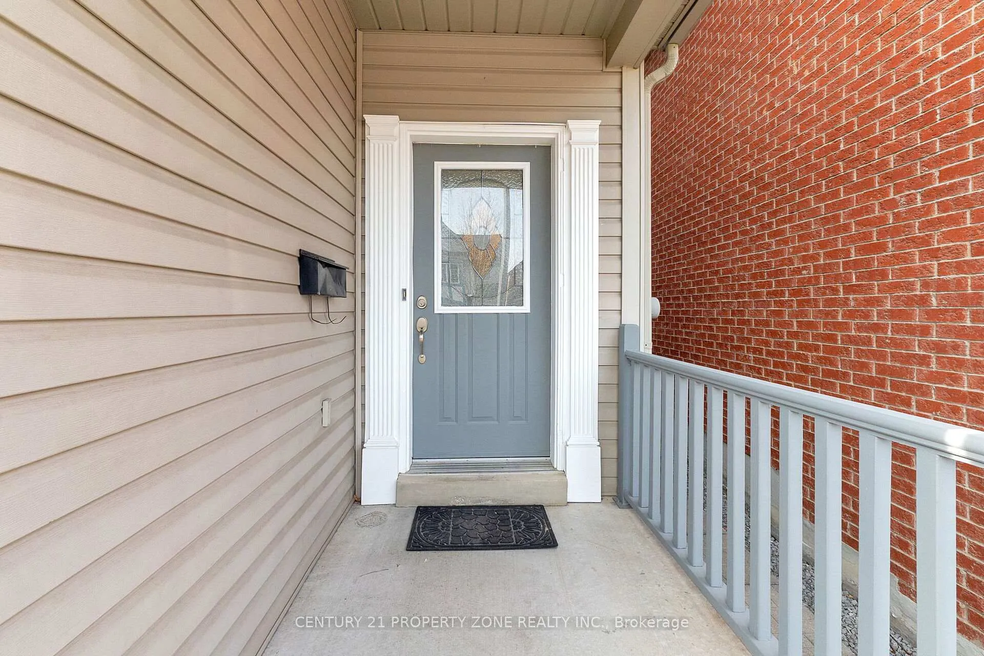 Photo 2 of 16 Armitage Crescent, Ajax, Northwest Ajax — HOMEH