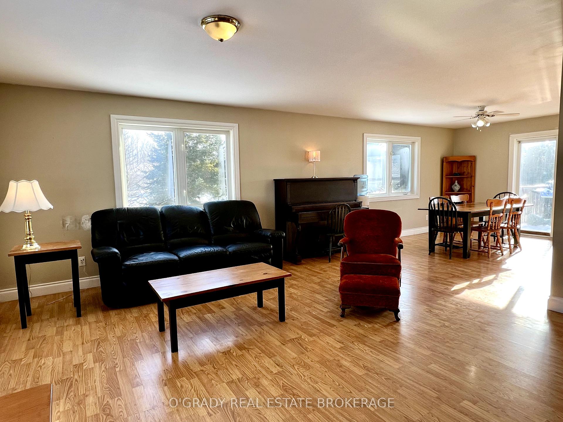Photo 9 of 1868 Merwin Lane, Augusta, Augusta Twp — HOMEH