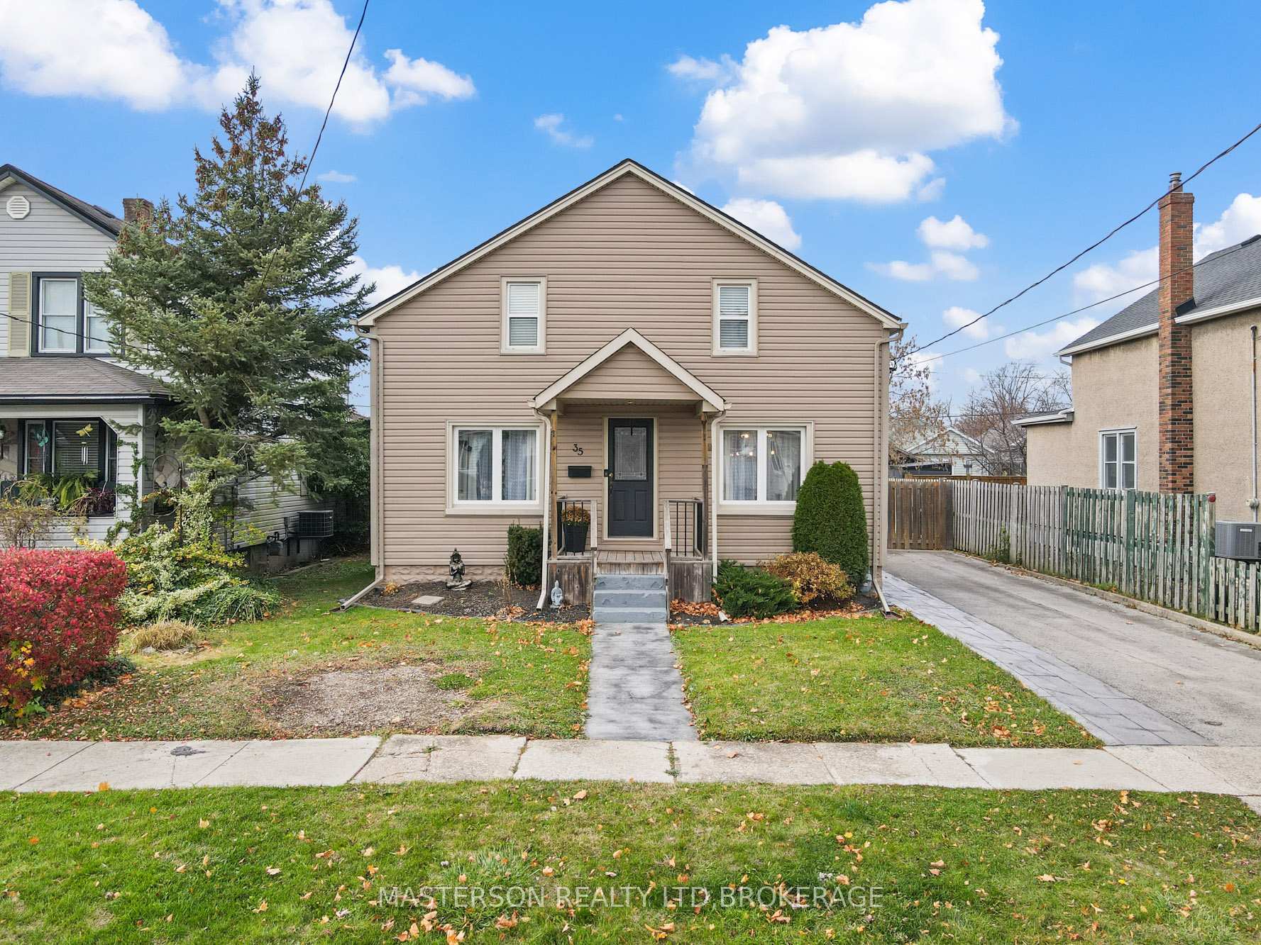 Photo 1 of 35 Lyons Avenue, Welland, Lincoln/Crowland — HOMEH