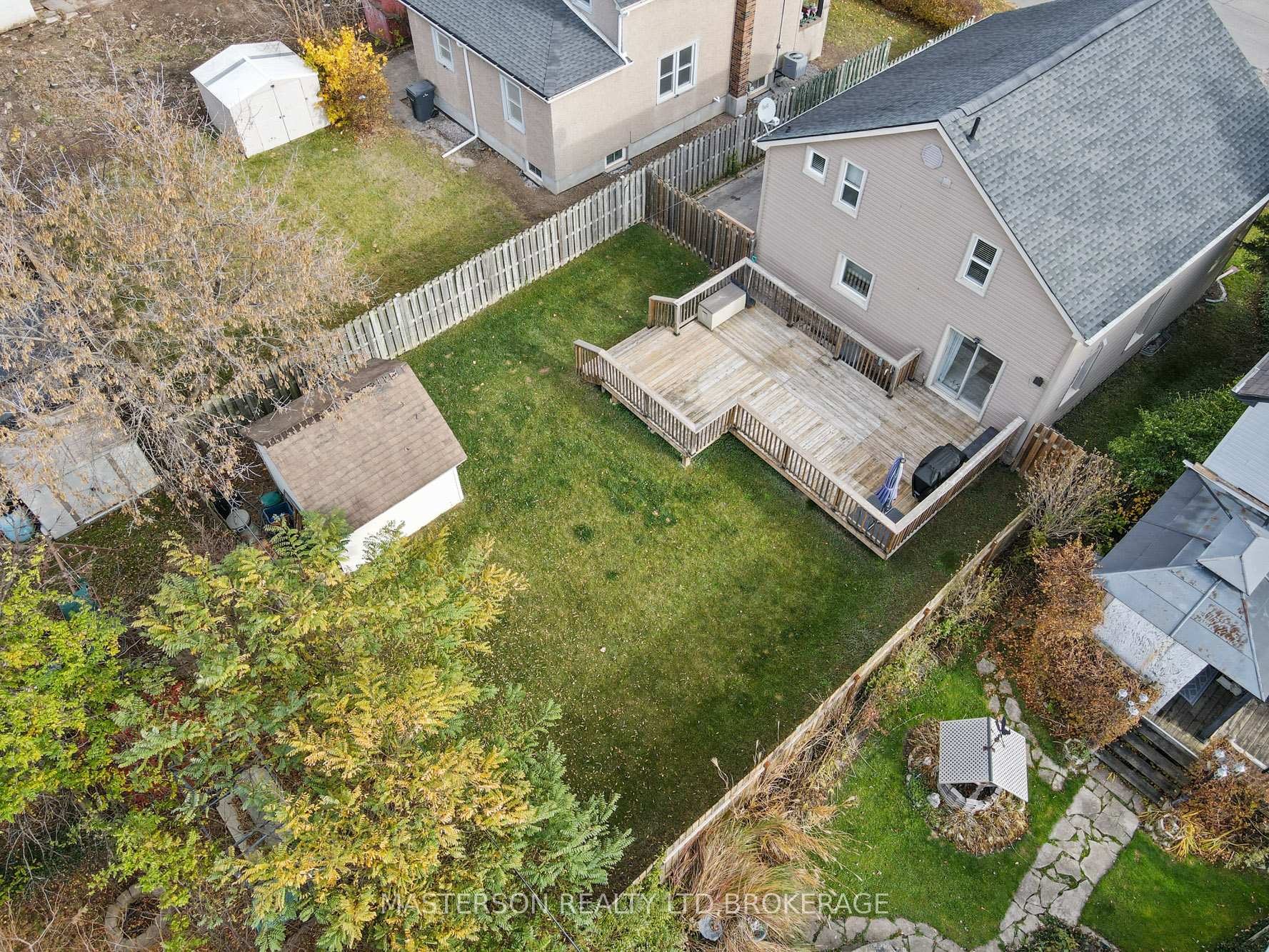 Photo 3 of 35 Lyons Avenue, Welland, Lincoln/Crowland — HOMEH