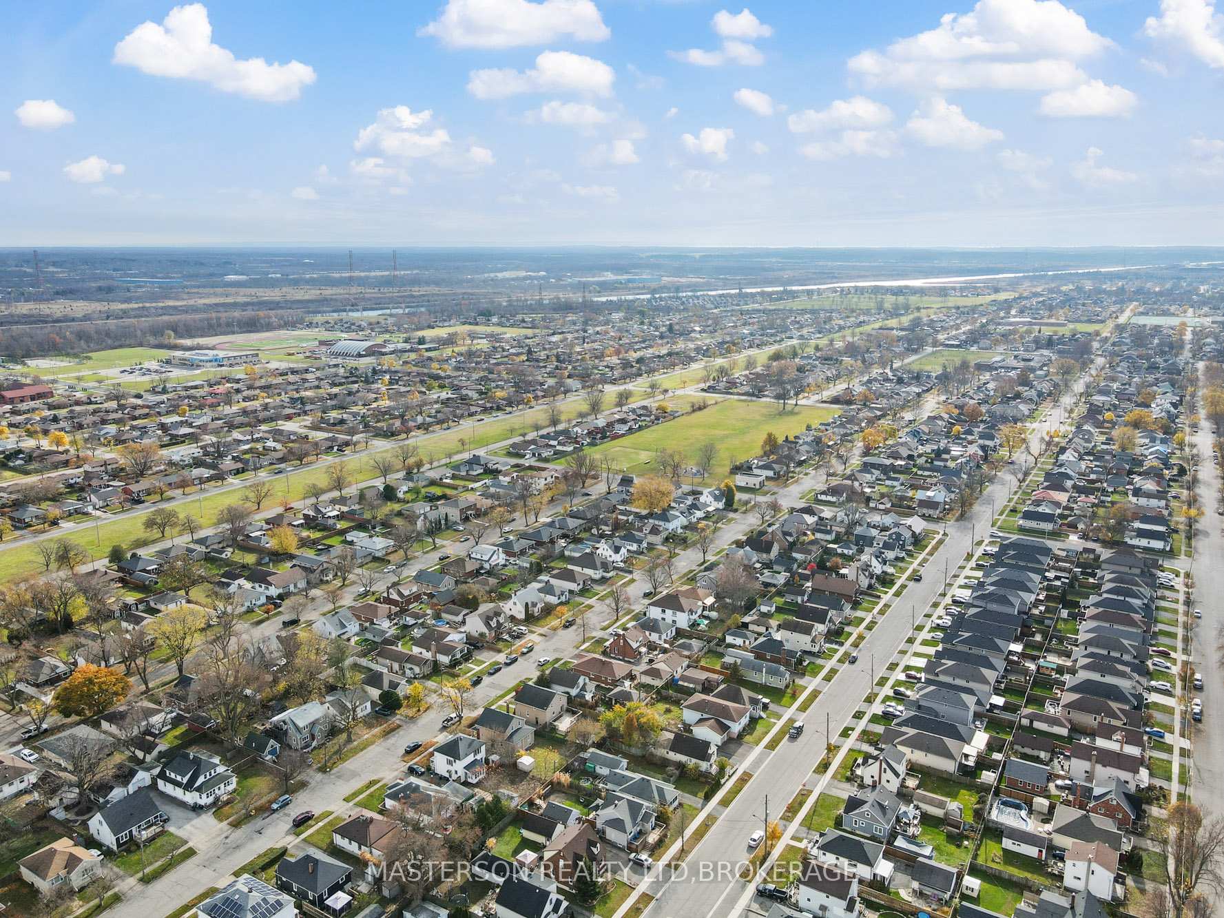 Photo 5 of 35 Lyons Avenue, Welland, Lincoln/Crowland — HOMEH