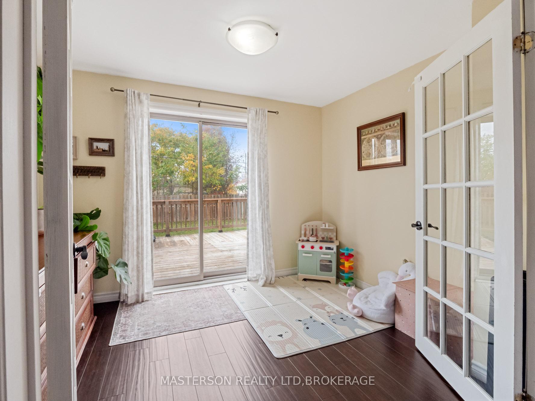 Photo 10 of 35 Lyons Avenue, Welland, Lincoln/Crowland — HOMEH