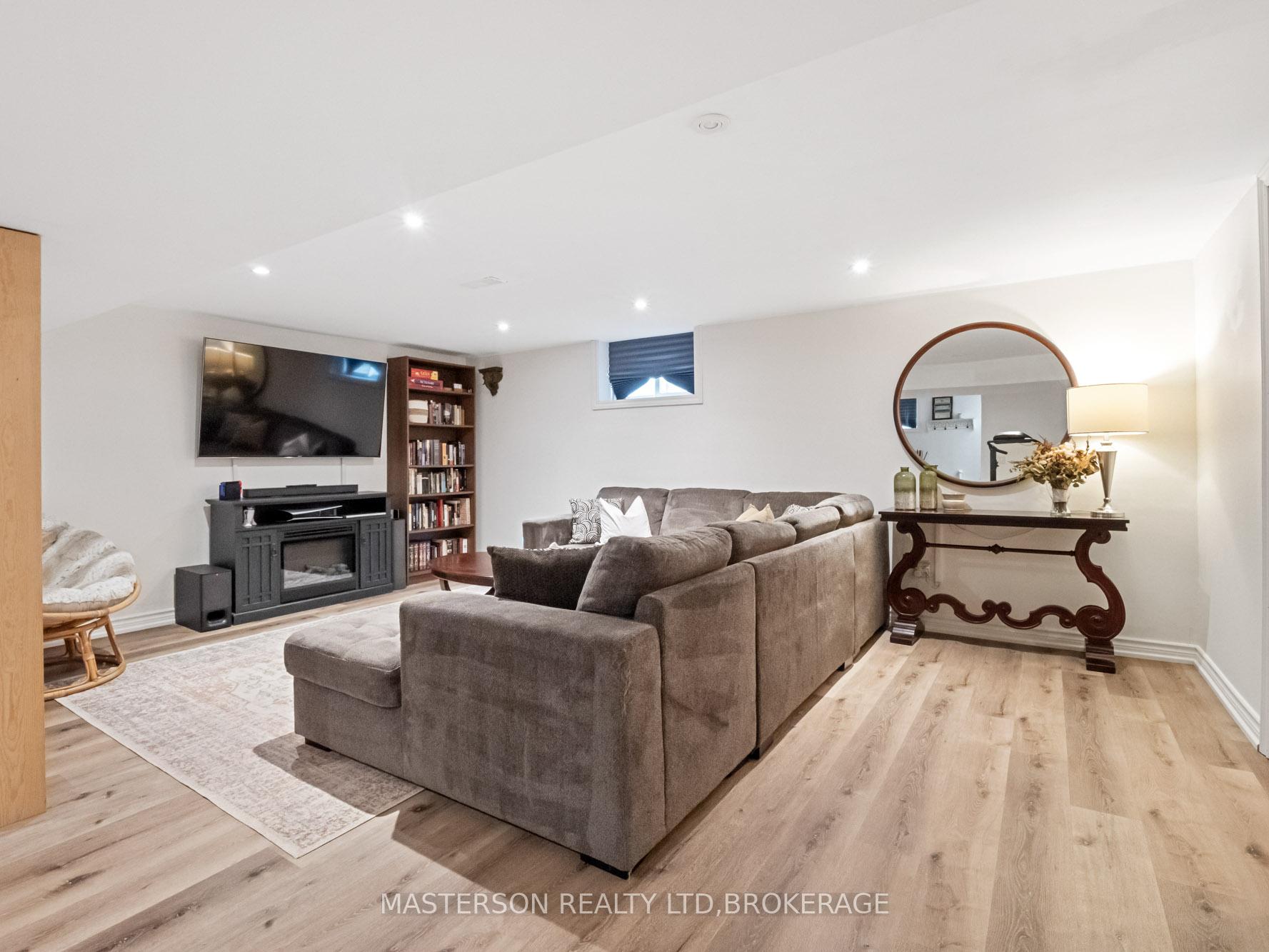 Photo 26 of 35 Lyons Avenue, Welland, Lincoln/Crowland — HOMEH