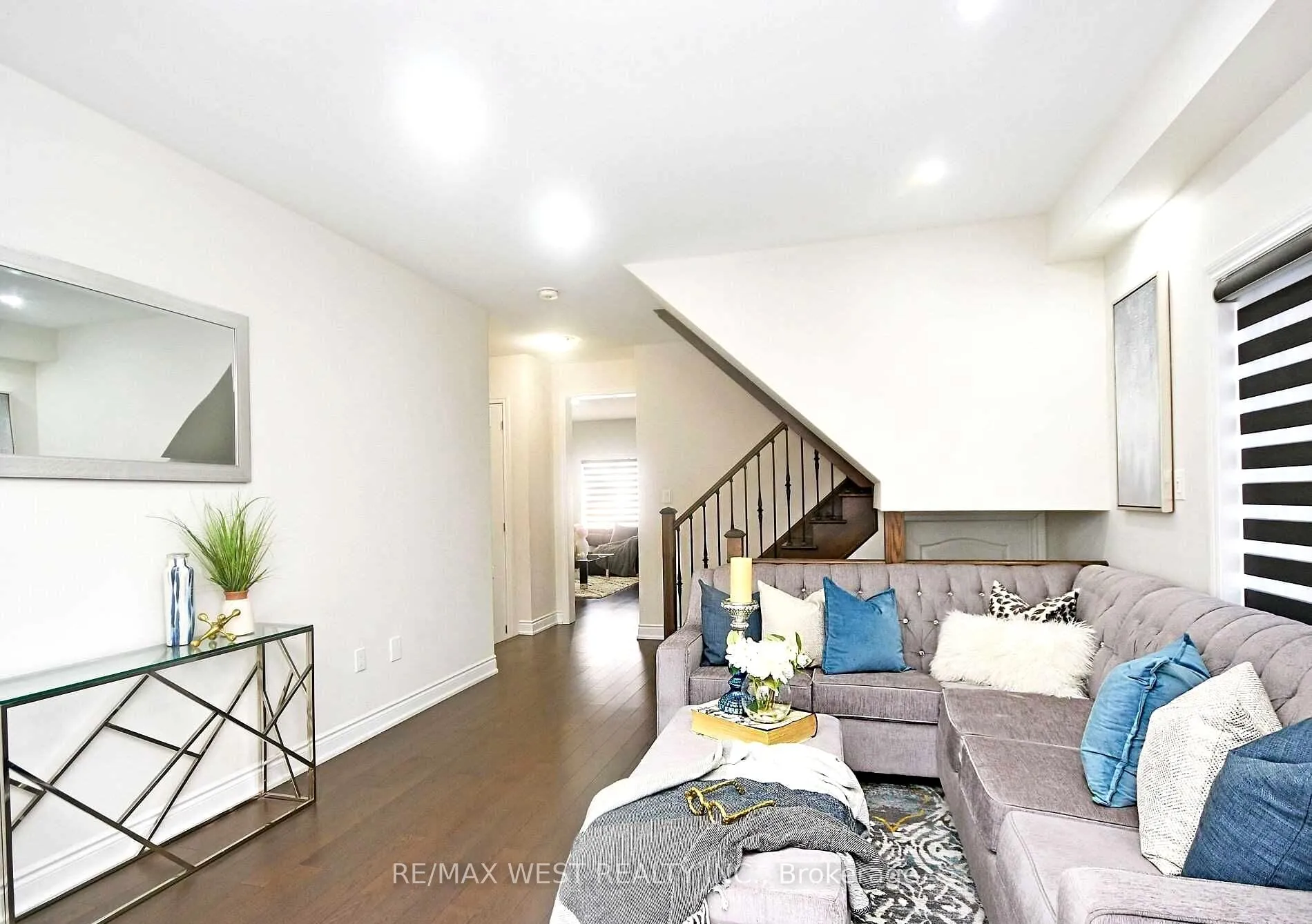 Photo 5 of Unit 2nd+Main, 25 Faders Drive, Brampton, Northwest Brampton — HOMEH