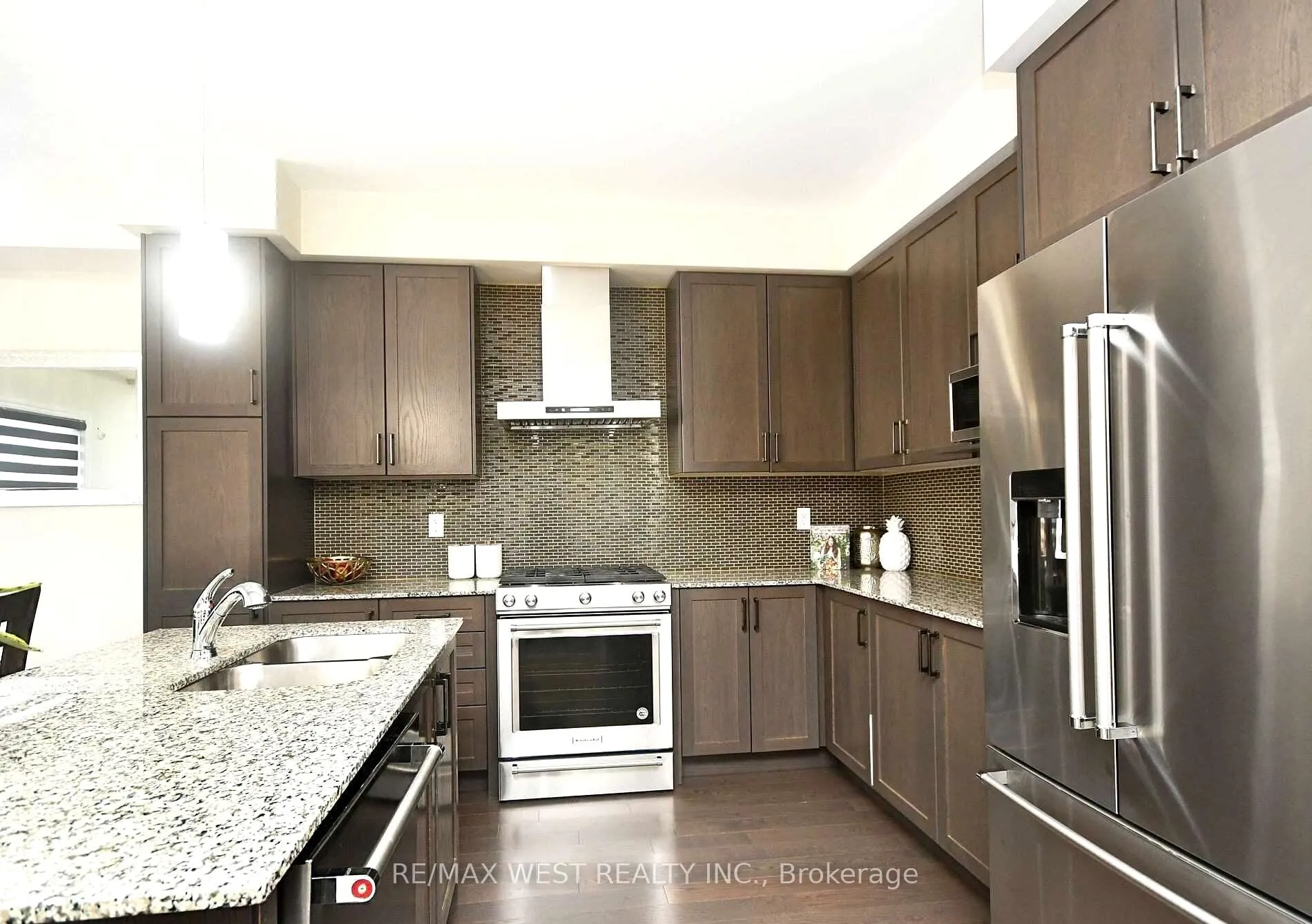 Photo 6 of Unit 2nd+Main, 25 Faders Drive, Brampton, Northwest Brampton — HOMEH