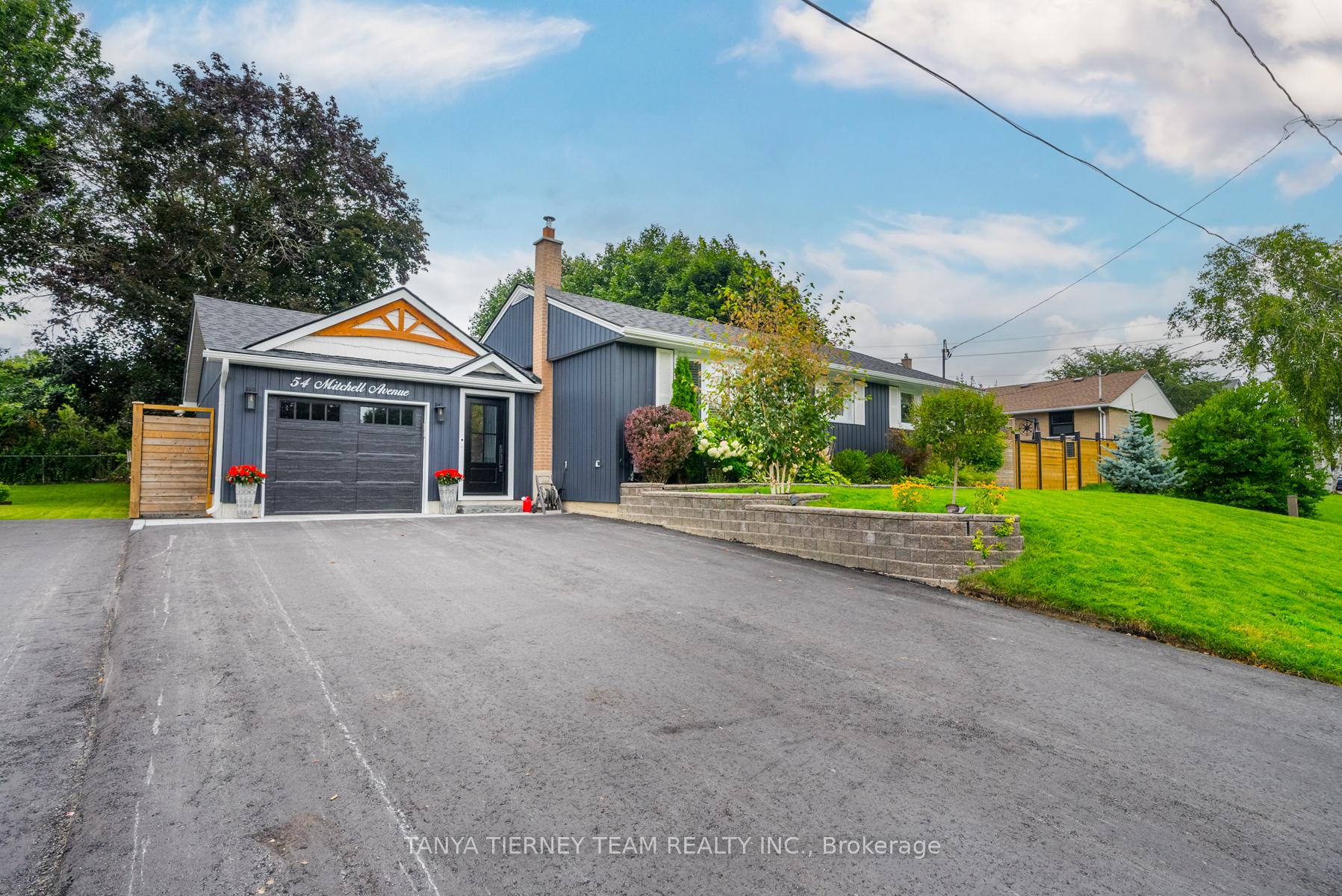 Photo 3 of 54 Mitchell Avenue, Whitby, Brooklin — HOMEH