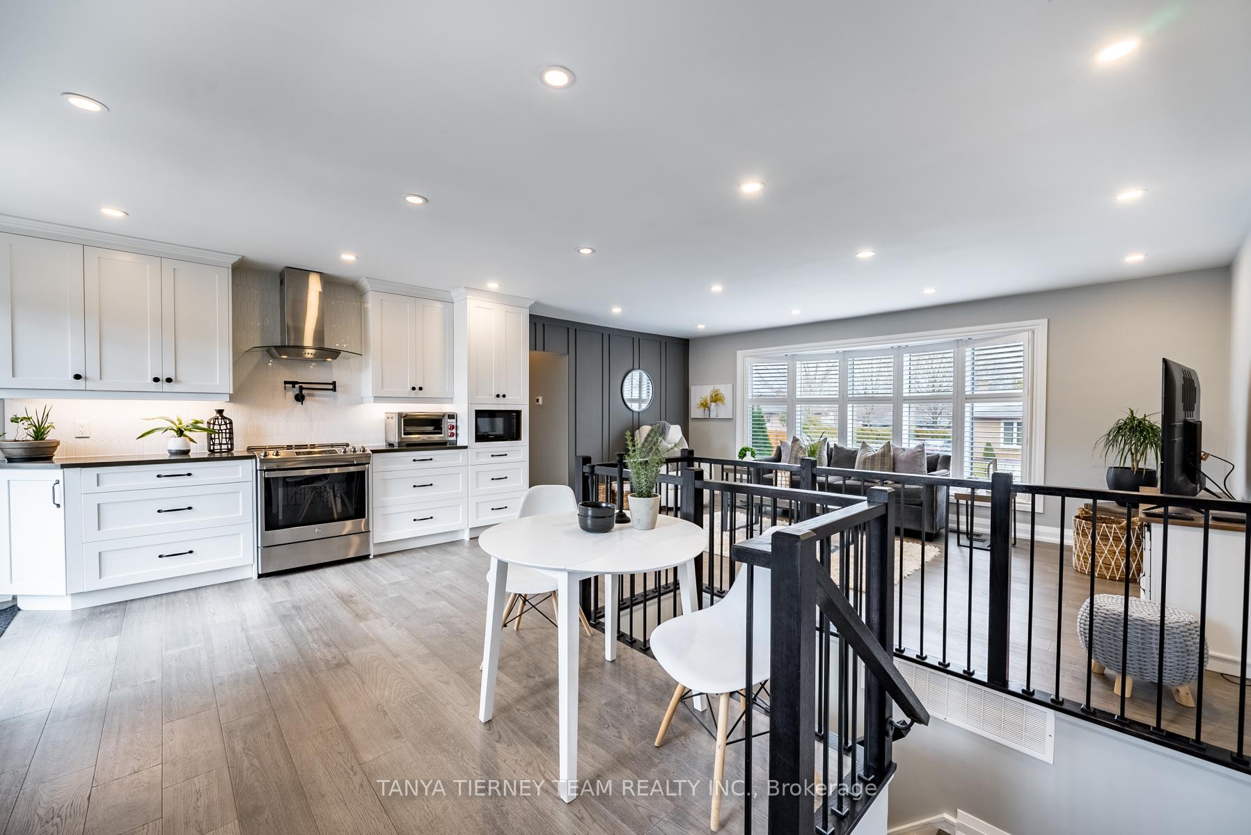 Photo 8 of 54 Mitchell Avenue, Whitby, Brooklin — HOMEH