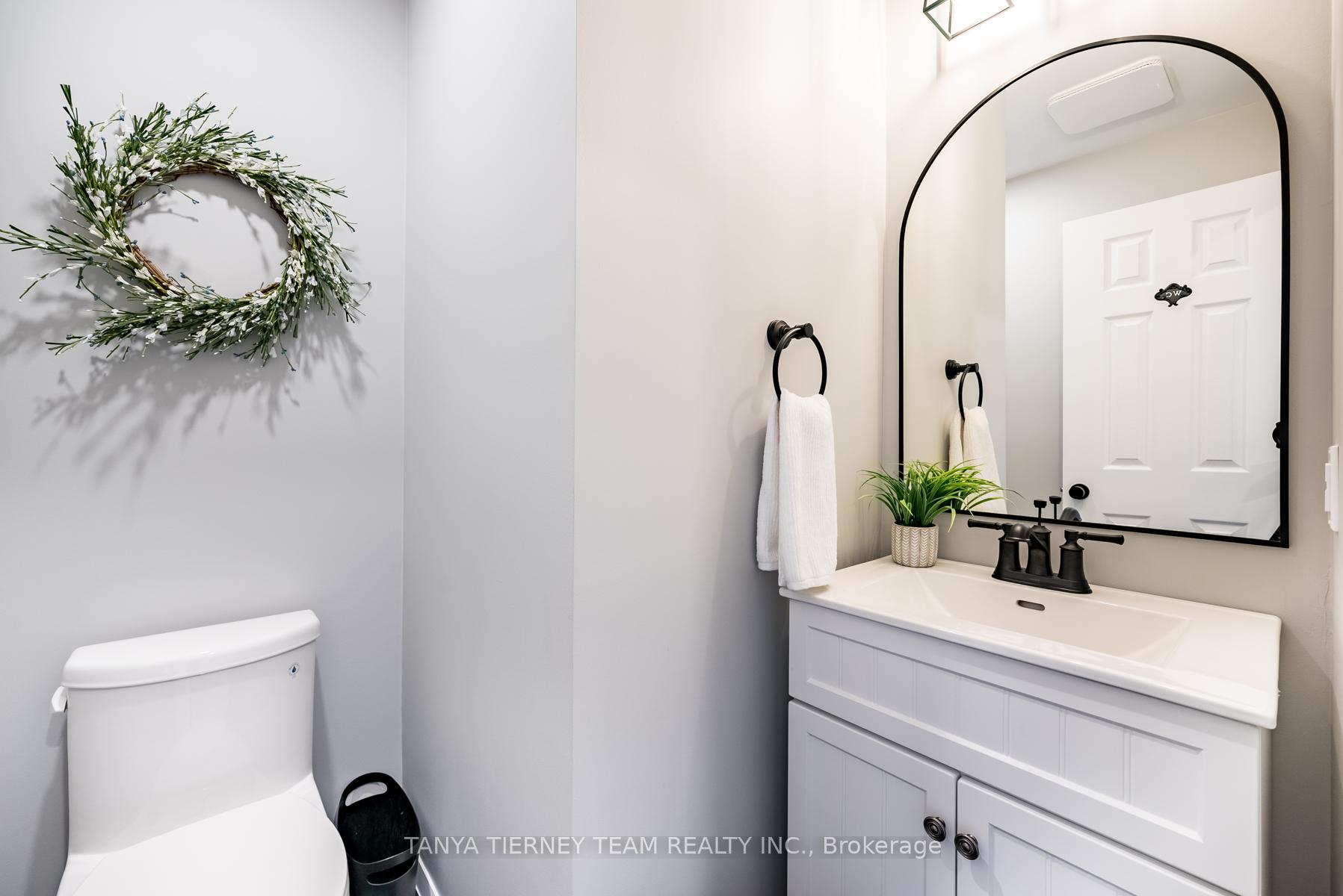 Photo 16 of 54 Mitchell Avenue, Whitby, Brooklin — HOMEH