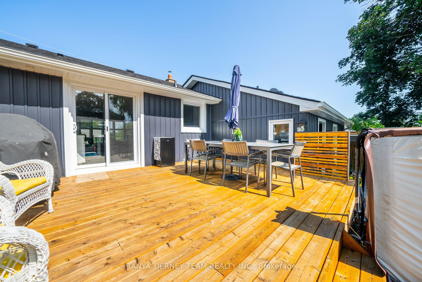 Photo 36 of 54 Mitchell Avenue, Whitby, Brooklin — HOMEH