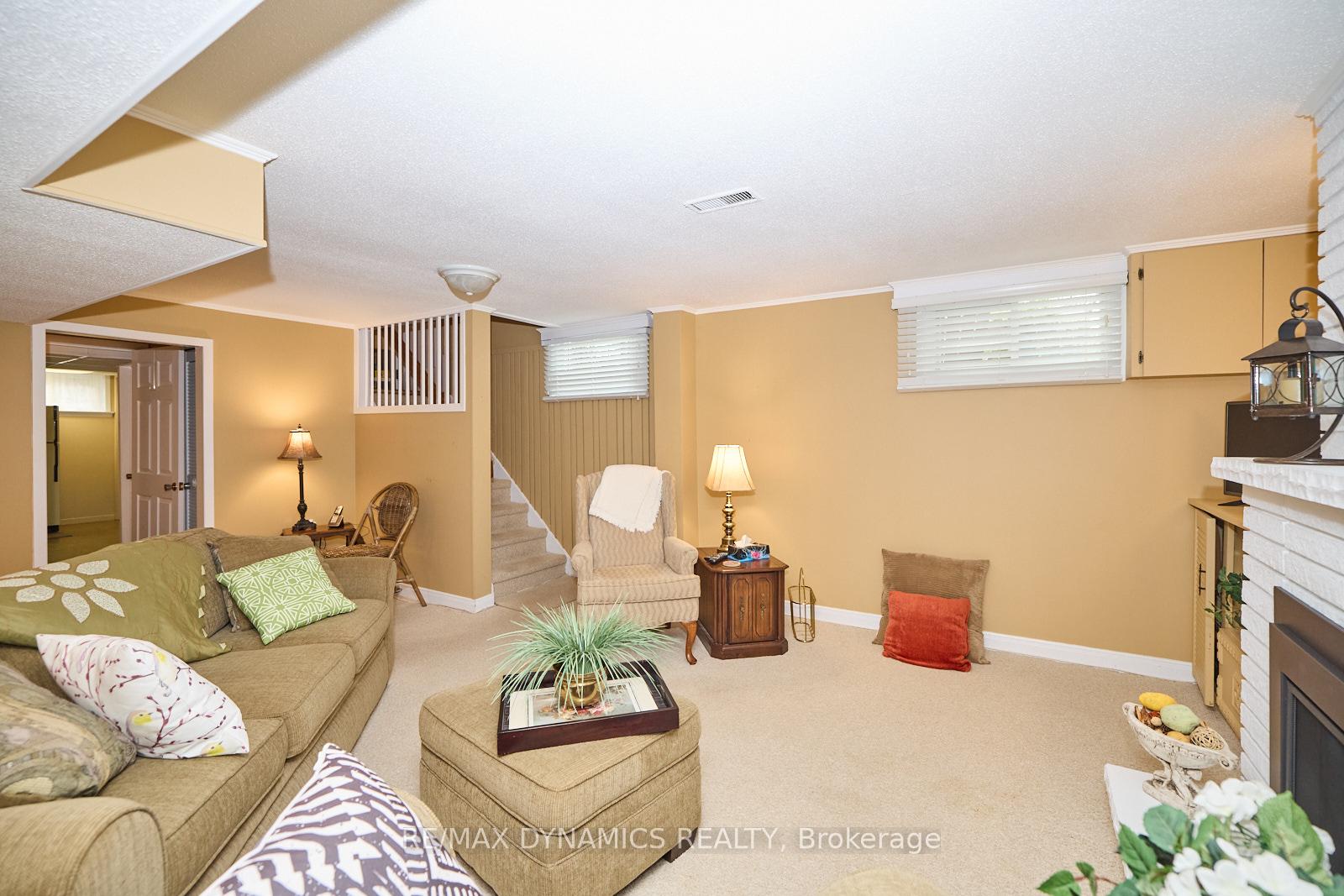 Photo 19 of 23 Westmount Crescent, Welland, Prince Charles — HOMEH