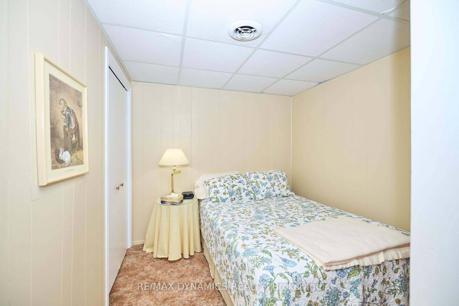 Photo 21 of 23 Westmount Crescent, Welland, Prince Charles — HOMEH