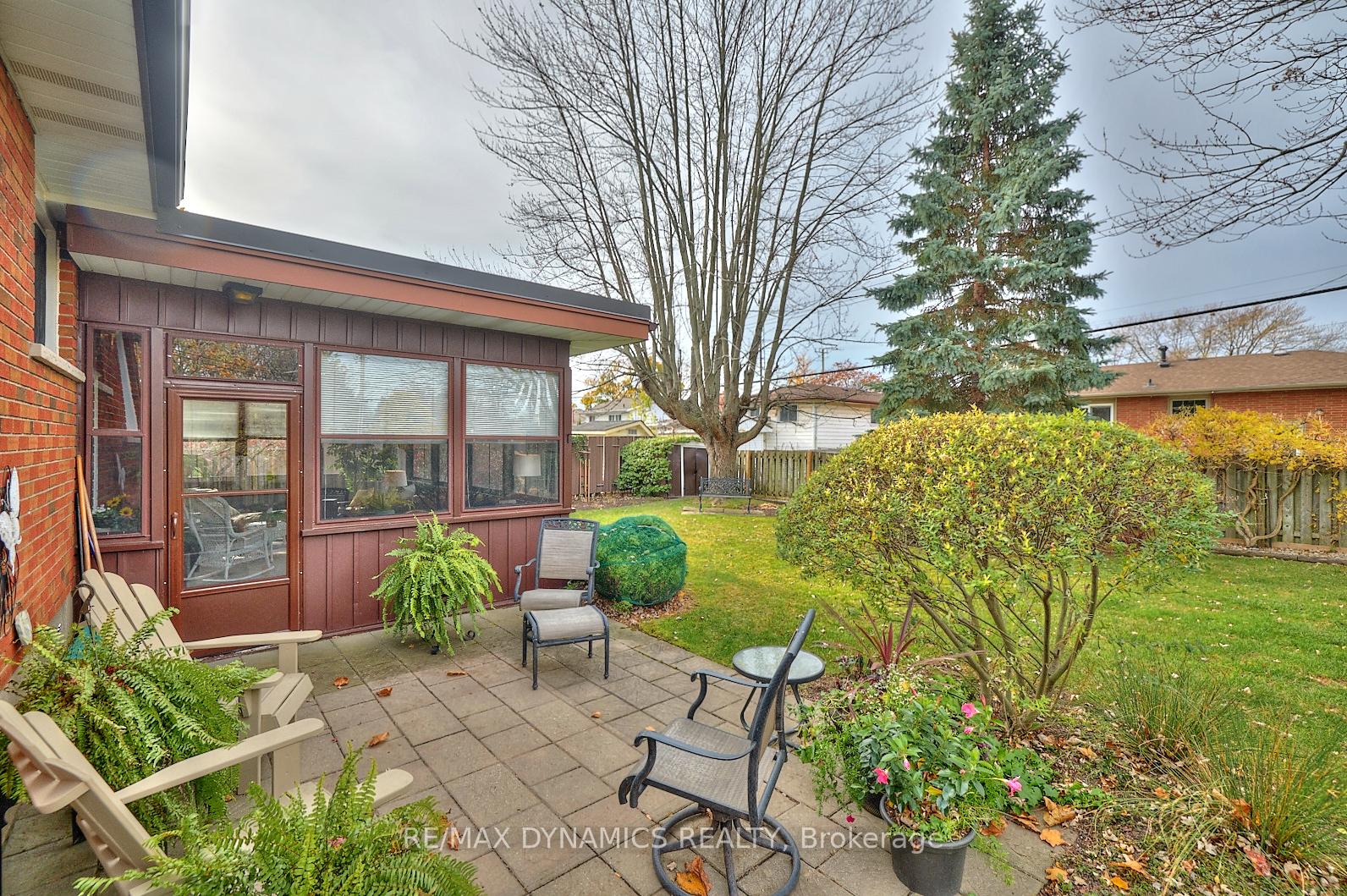 Photo 26 of 23 Westmount Crescent, Welland, Prince Charles — HOMEH