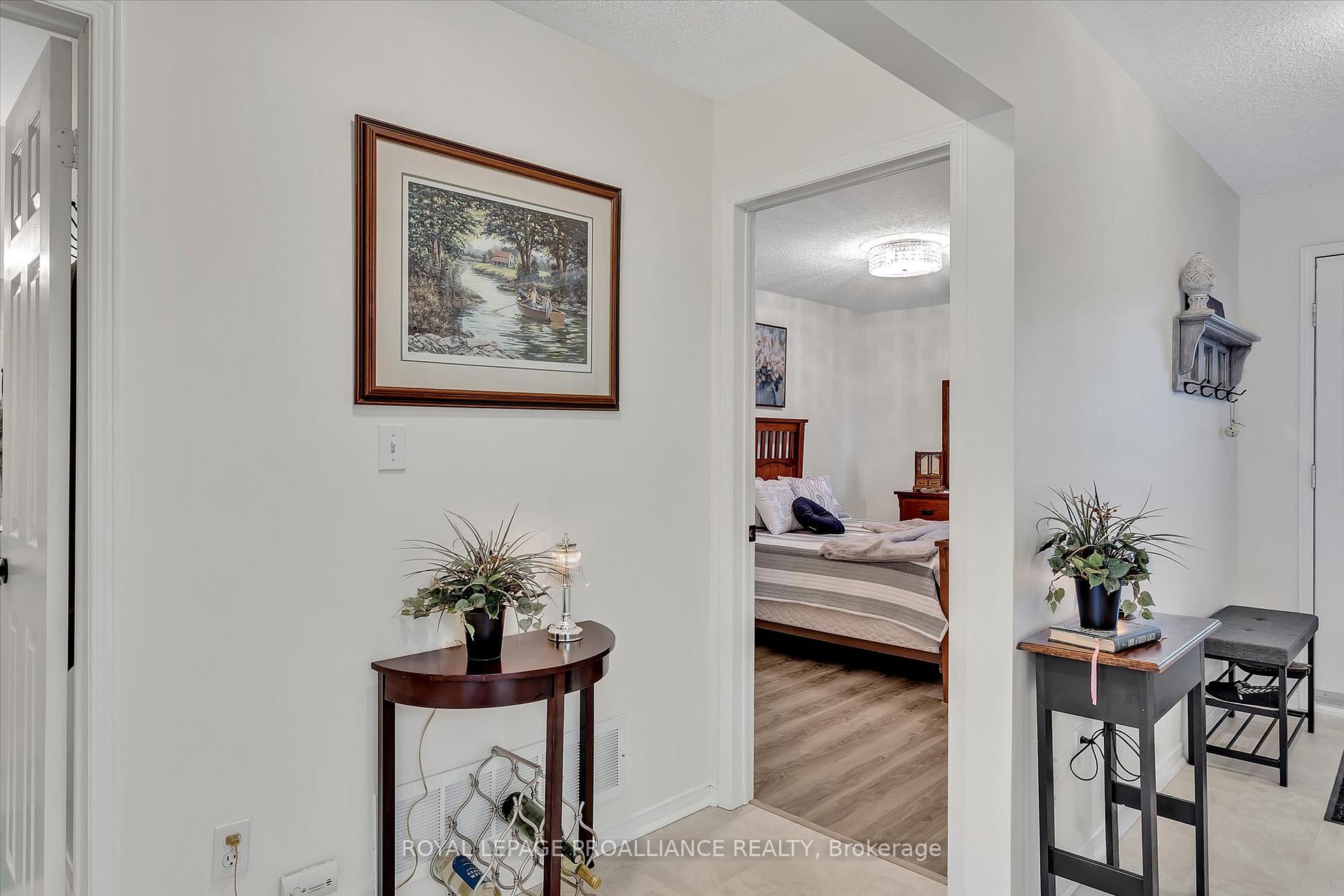 Photo 18 of 1269 Eagle Crescent, Peterborough, Monaghan Ward 2 — HOMEH