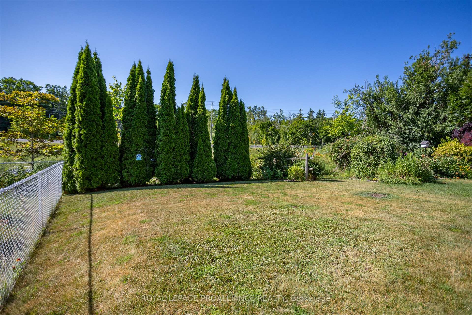 Photo 34 of 1269 Eagle Crescent, Peterborough, Monaghan Ward 2 — HOMEH