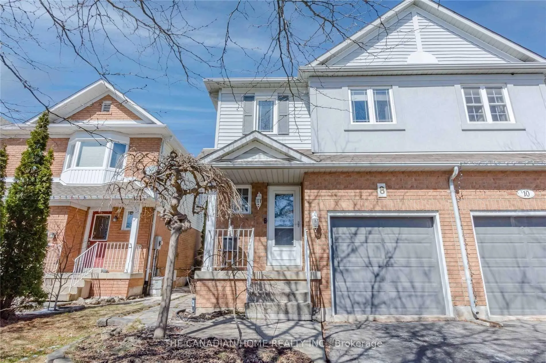 Photo 1 of 8 Thornlodge Drive, Hamilton, Waterdown — HOMEH