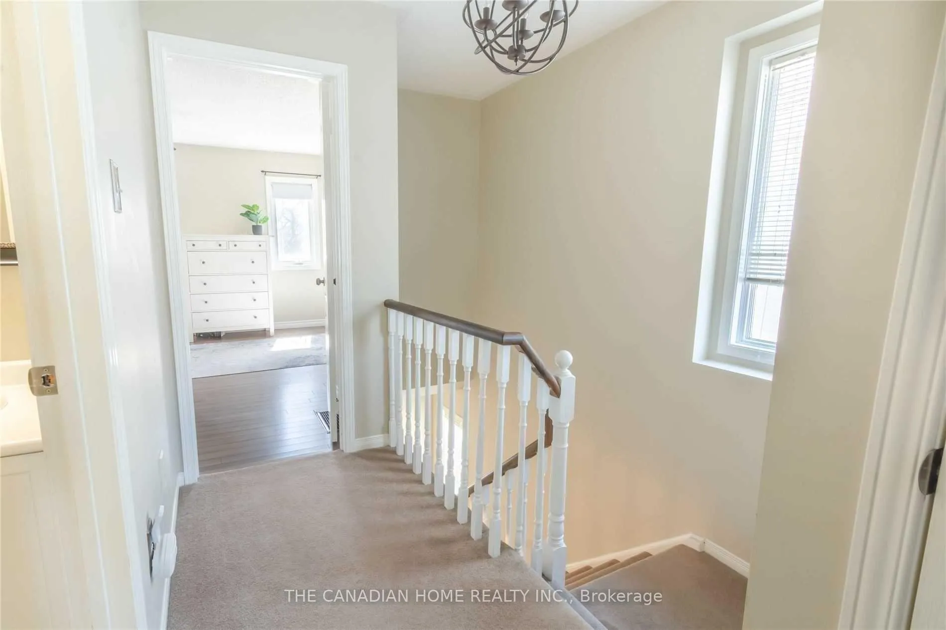 Photo 19 of 8 Thornlodge Drive, Hamilton, Waterdown — HOMEH