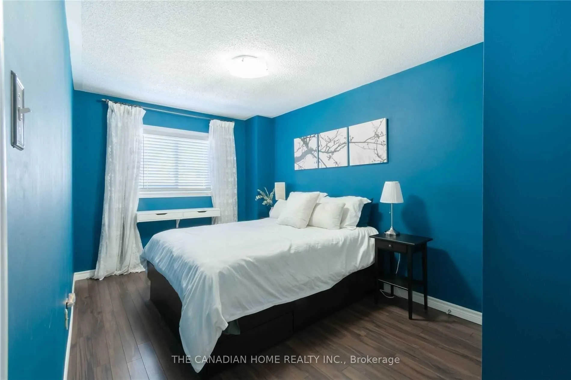 Photo 22 of 8 Thornlodge Drive, Hamilton, Waterdown — HOMEH