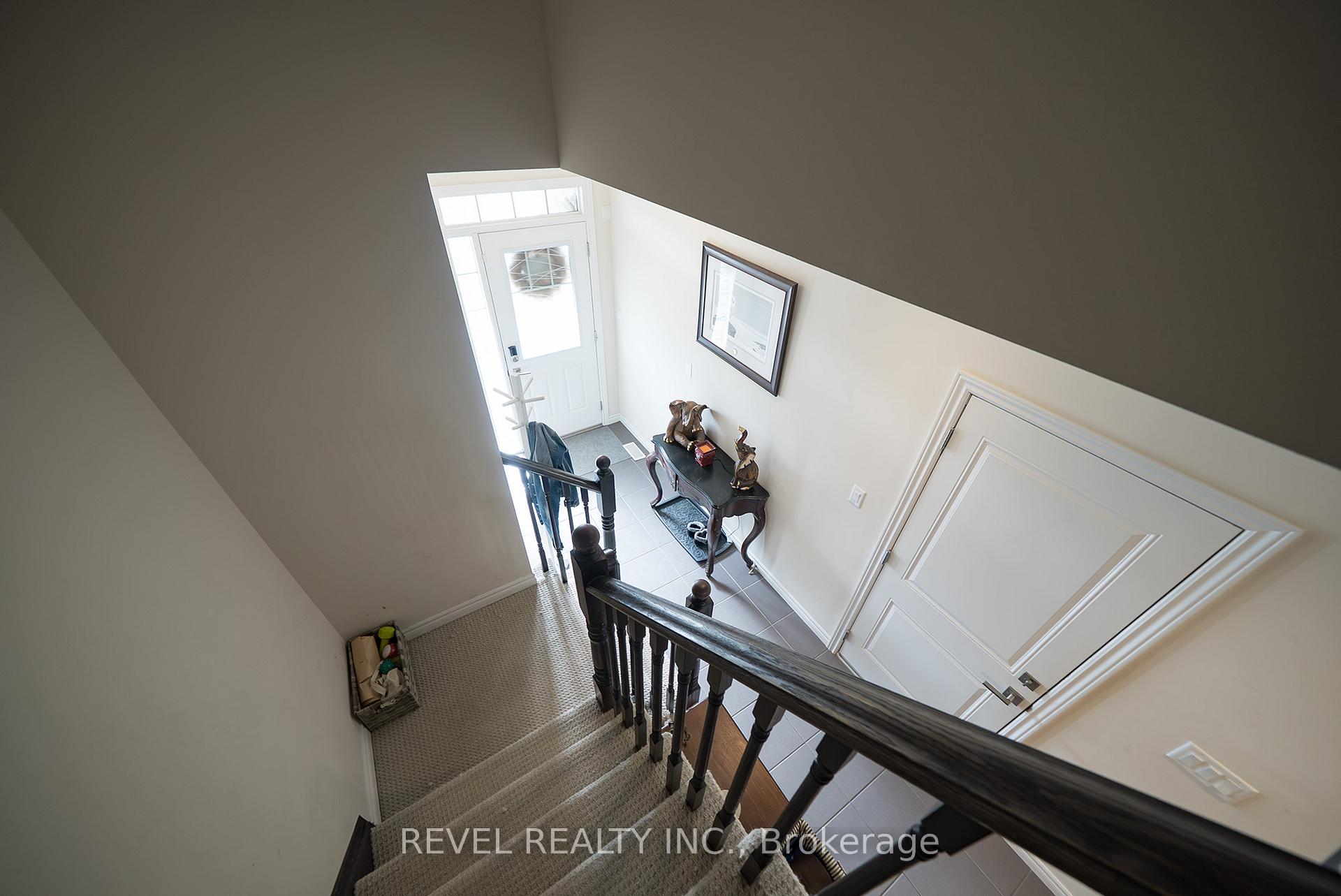 Photo 15 of 2B Vic Chambers Place, Brant, Paris — HOMEH