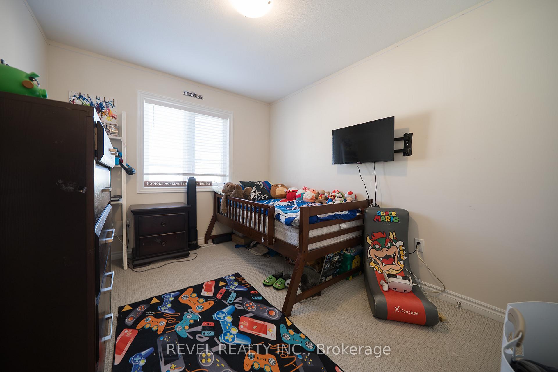 Photo 21 of 2B Vic Chambers Place, Brant, Paris — HOMEH