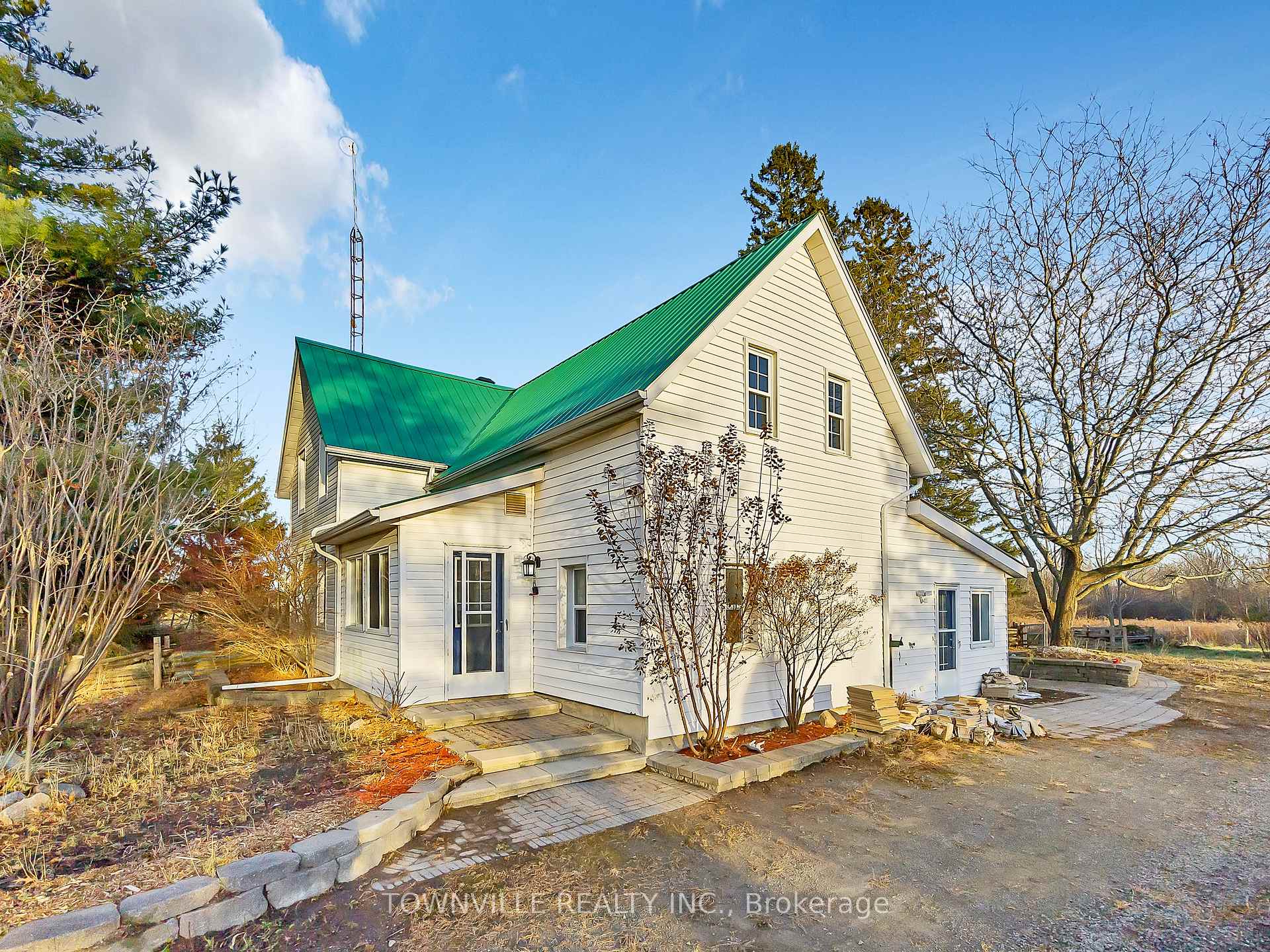 Front of 3527 County 26 Road