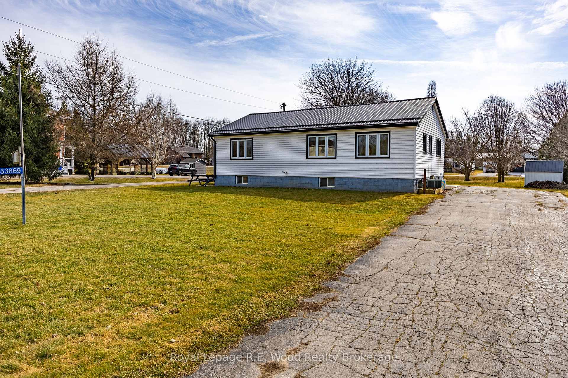 Photo 1 of 53869 Heritage Line, Bayham, Richmond — HOMEH
