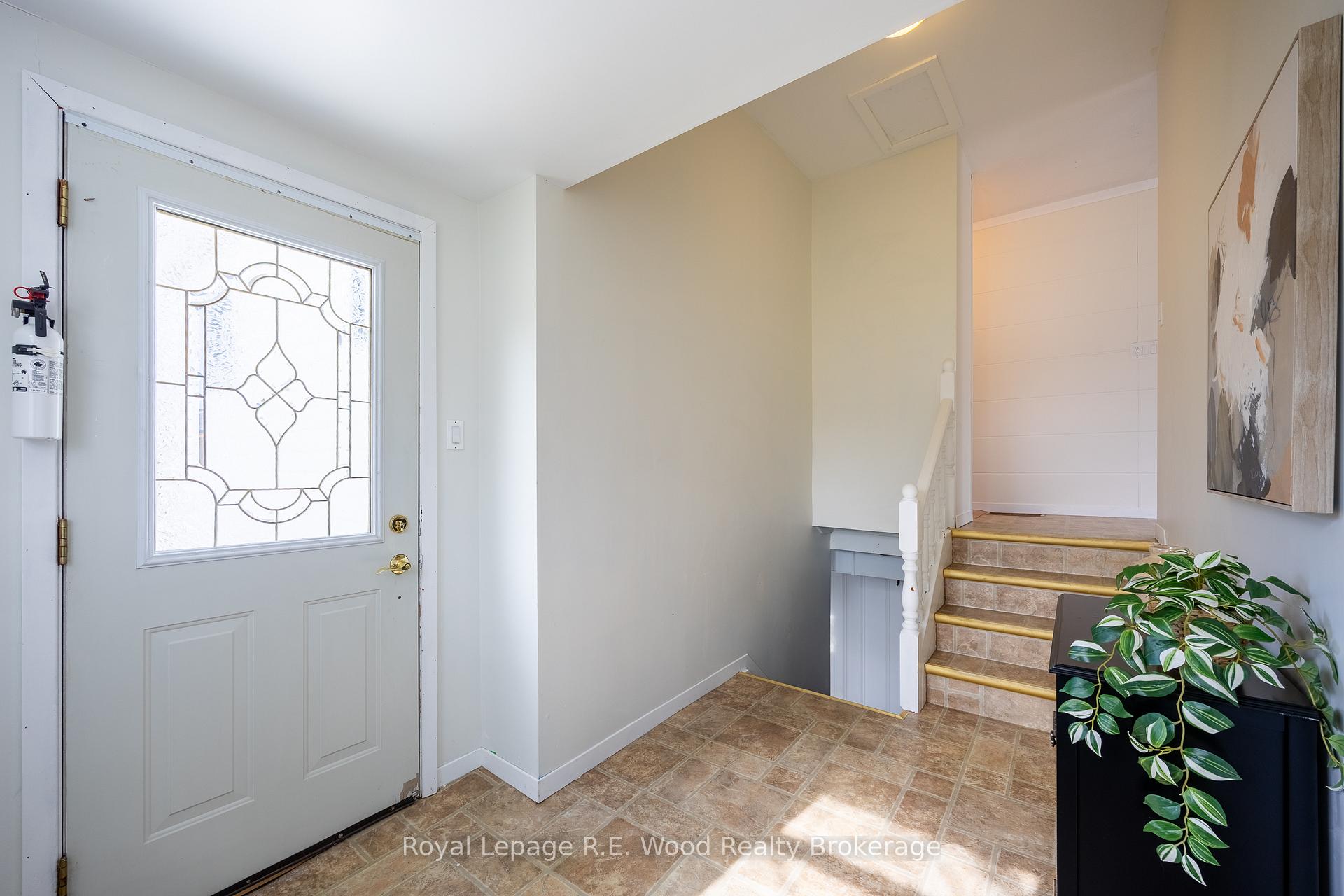 Photo 18 of 53869 Heritage Line, Bayham, Richmond — HOMEH