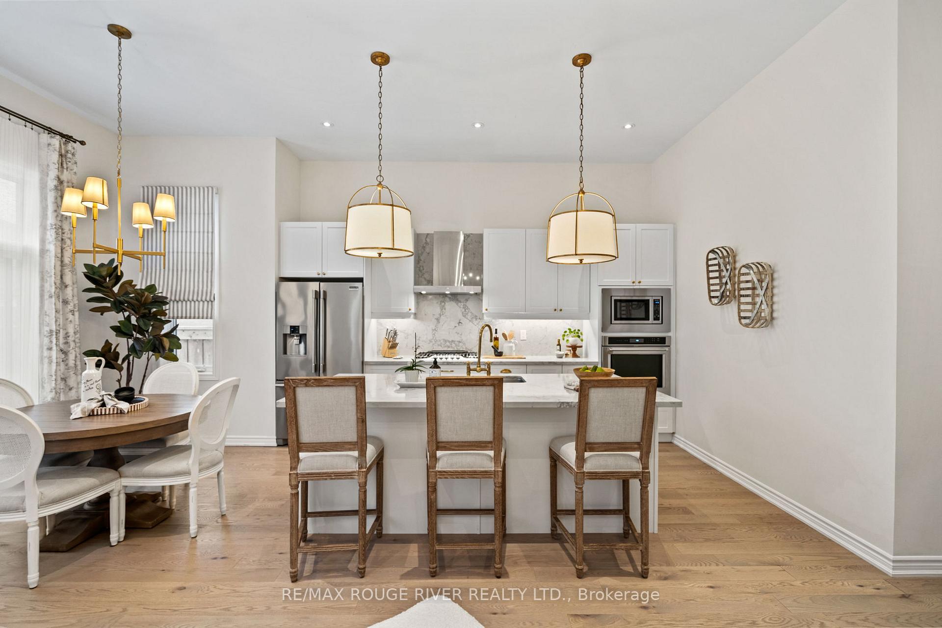 Photo 10 of 20 Mountainside Crescent, Whitby, Rolling Acres — HOMEH