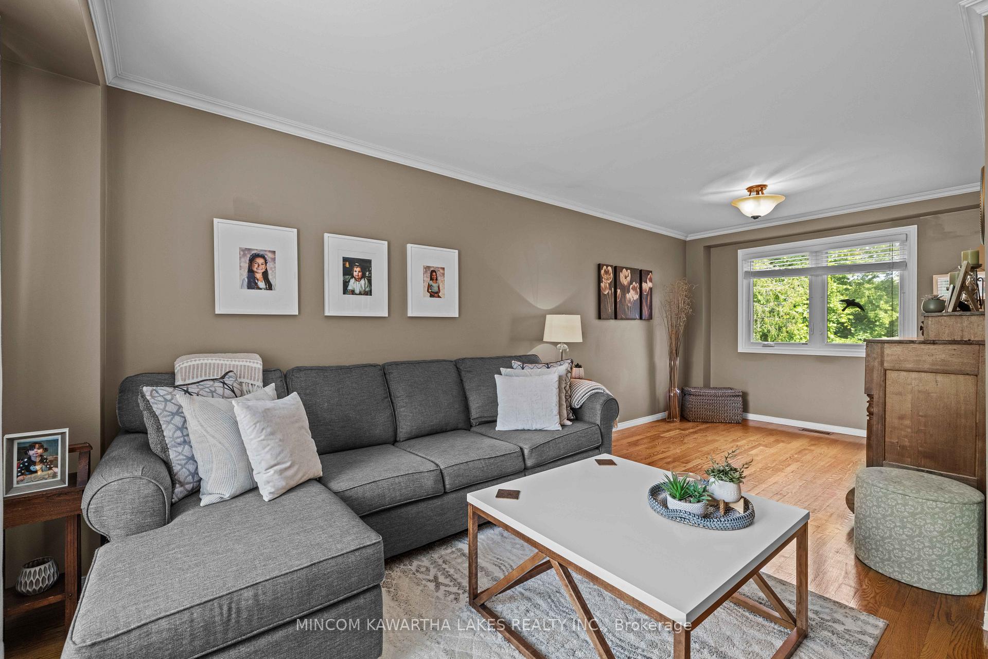 Photo 16 of 1191 Huntington Circle, Peterborough, Otonabee Ward 1 — HOMEH