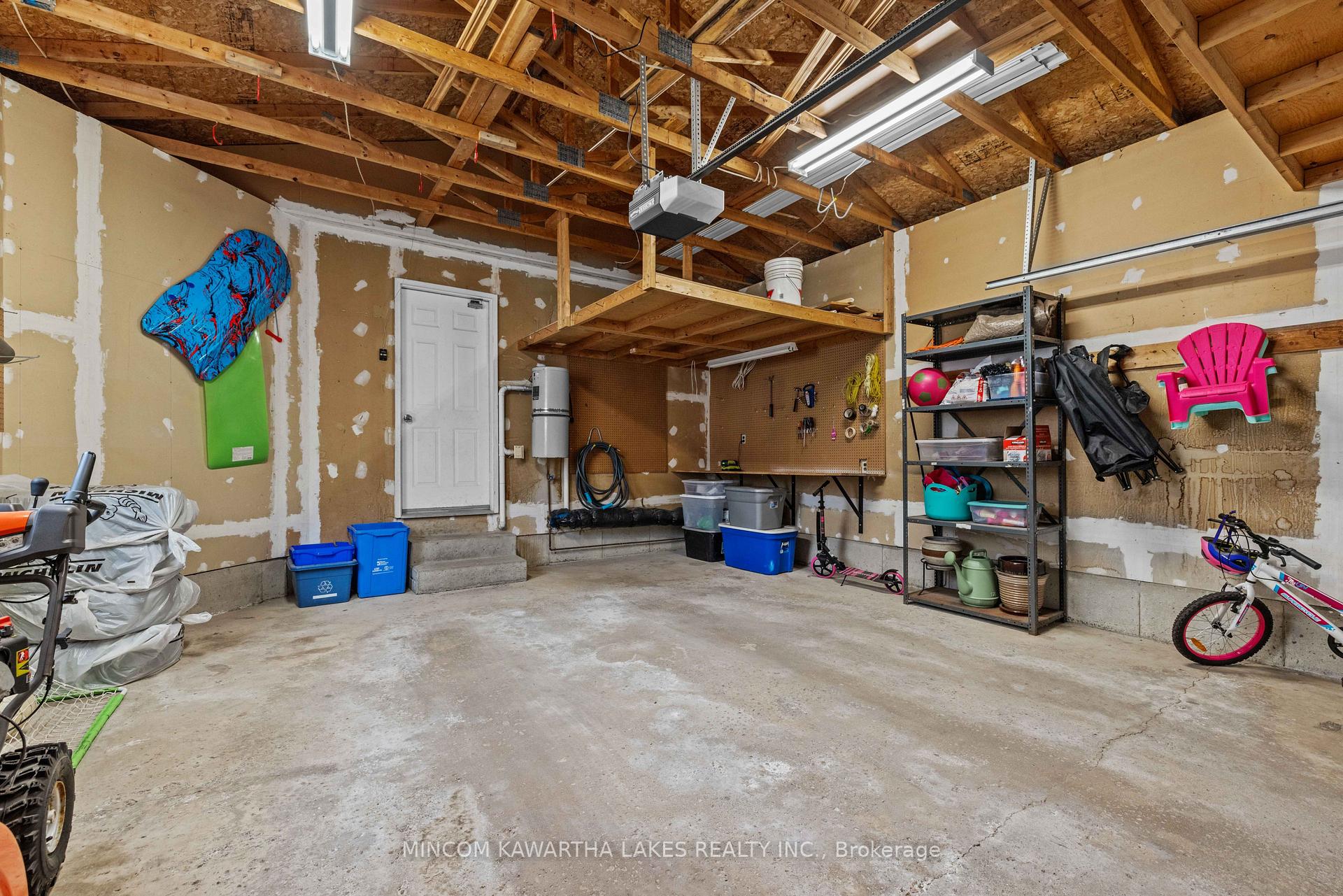 Photo 17 of 1191 Huntington Circle, Peterborough, Otonabee Ward 1 — HOMEH