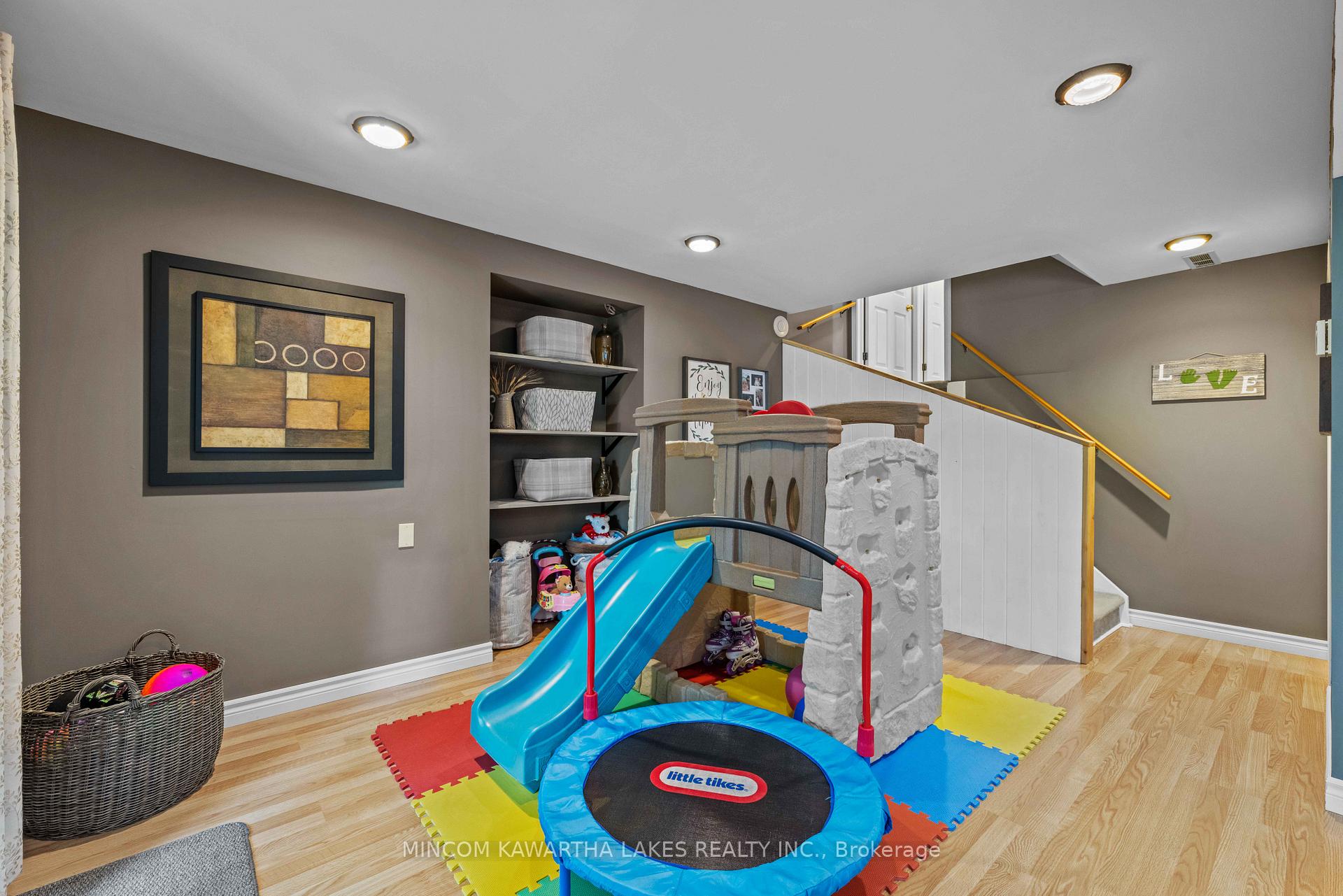 Photo 30 of 1191 Huntington Circle, Peterborough, Otonabee Ward 1 — HOMEH