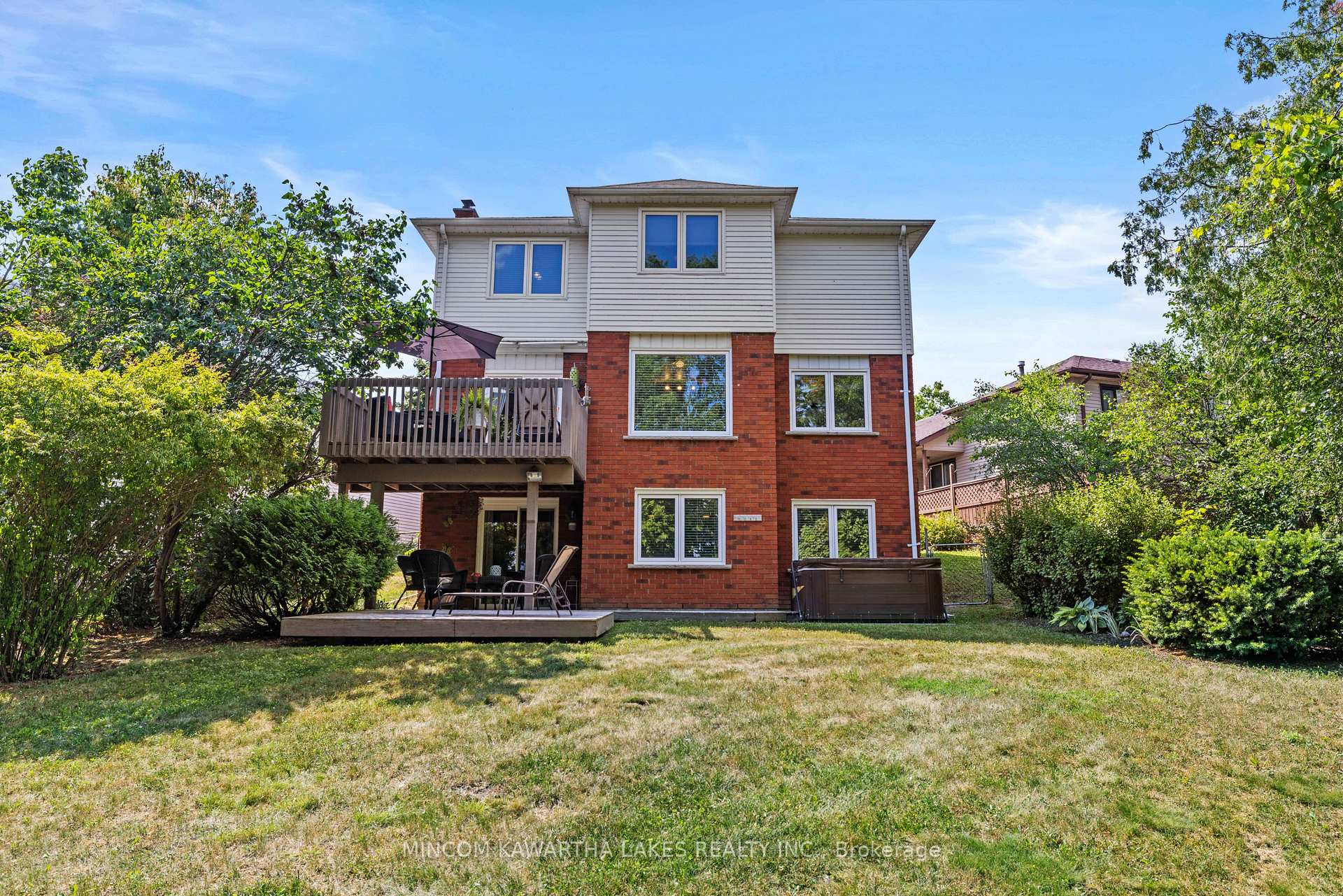 Photo 36 of 1191 Huntington Circle, Peterborough, Otonabee Ward 1 — HOMEH