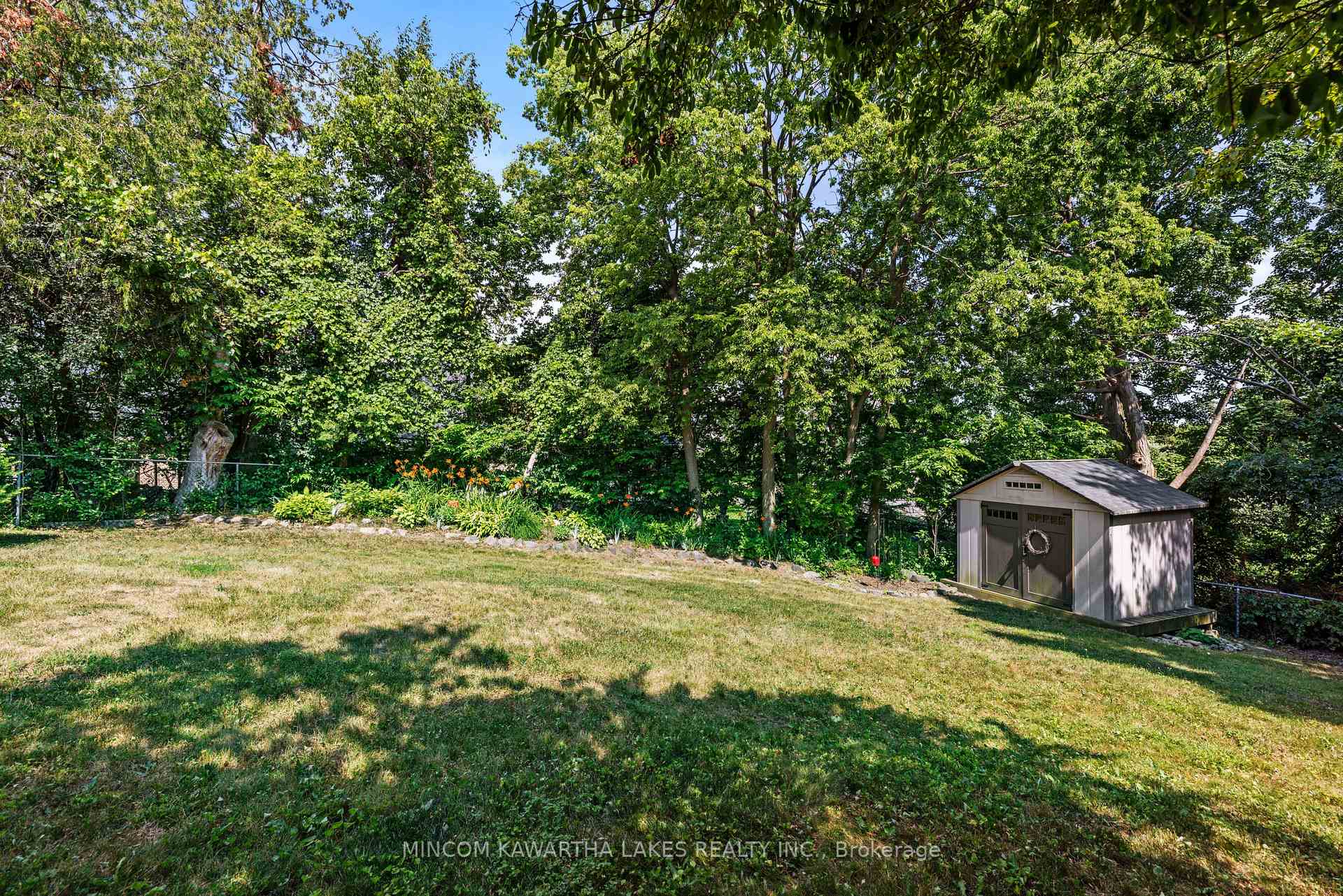 Photo 39 of 1191 Huntington Circle, Peterborough, Otonabee Ward 1 — HOMEH