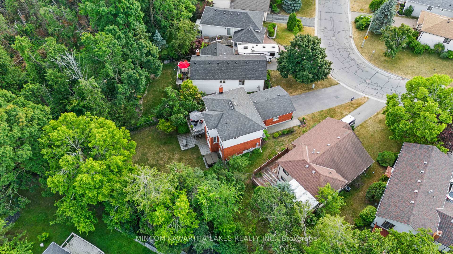 Photo 48 of 1191 Huntington Circle, Peterborough, Otonabee Ward 1 — HOMEH
