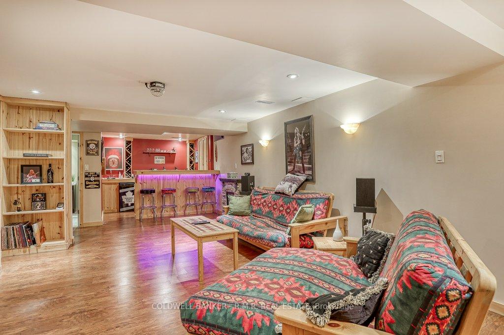 Photo 24 of 11 Sturgess Crescent, Whitby, Brooklin — HOMEH