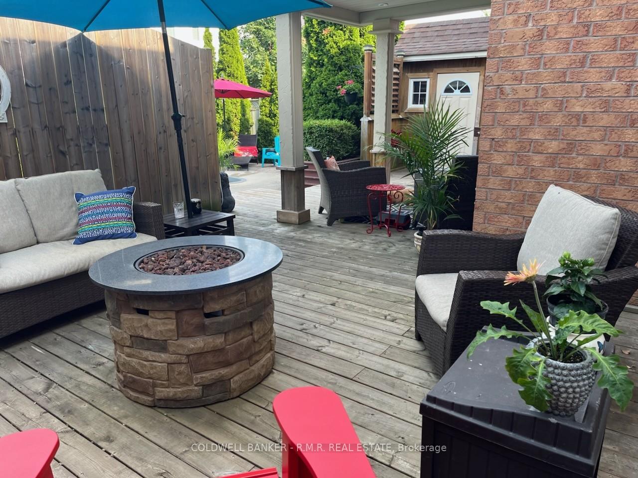 Photo 33 of 11 Sturgess Crescent, Whitby, Brooklin — HOMEH