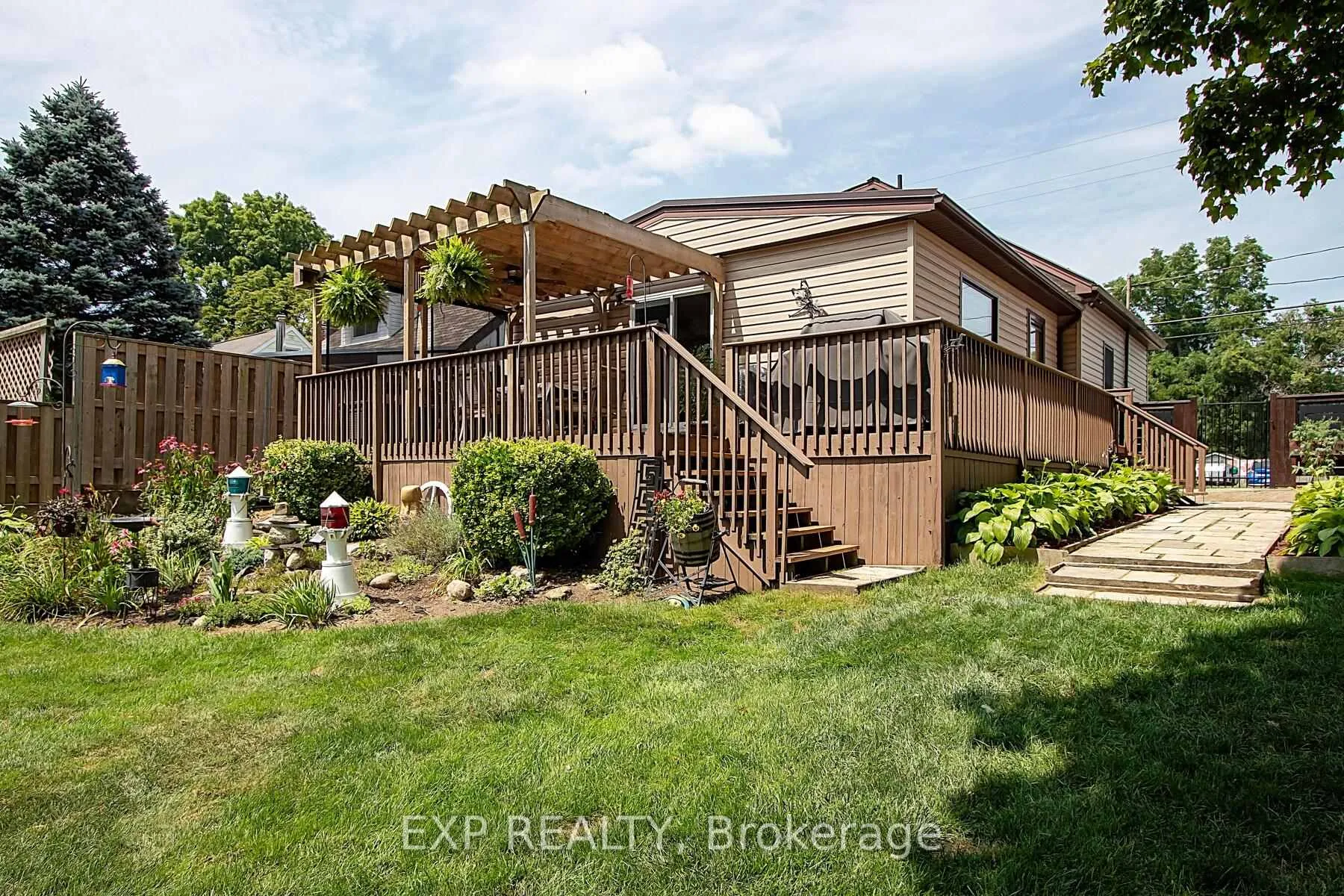 Photo 26 of 4027 Catherine Street, Thames Centre, Dorchester — HOMEH