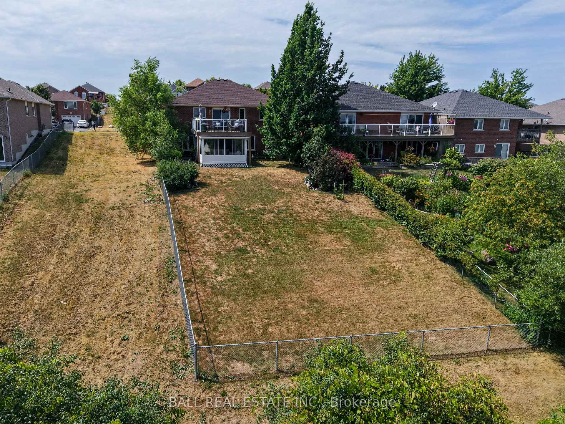 Photo 7 of 84 Milroy Drive, Peterborough, Northcrest Ward 5 — HOMEH