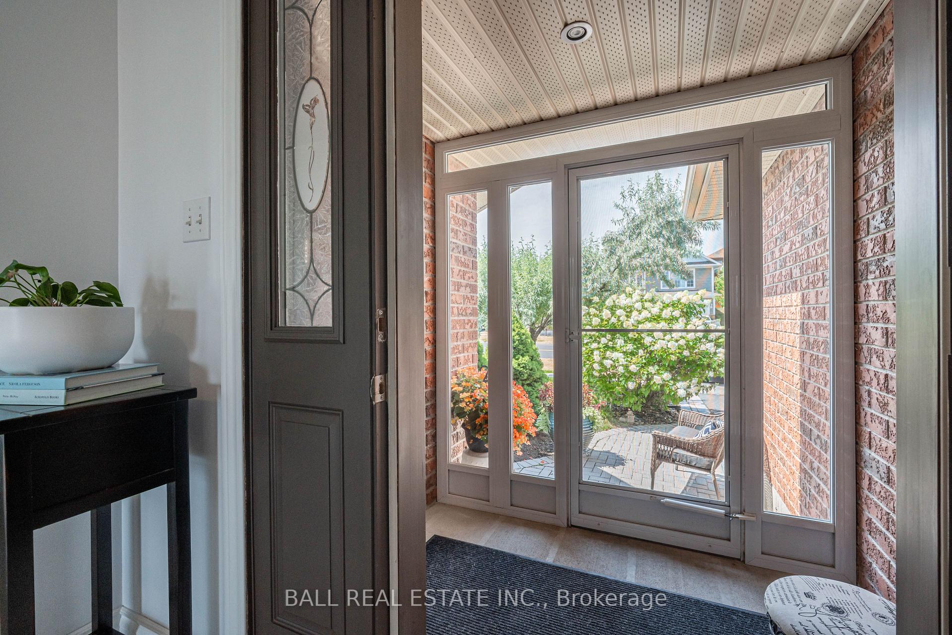 Photo 12 of 84 Milroy Drive, Peterborough, Northcrest Ward 5 — HOMEH