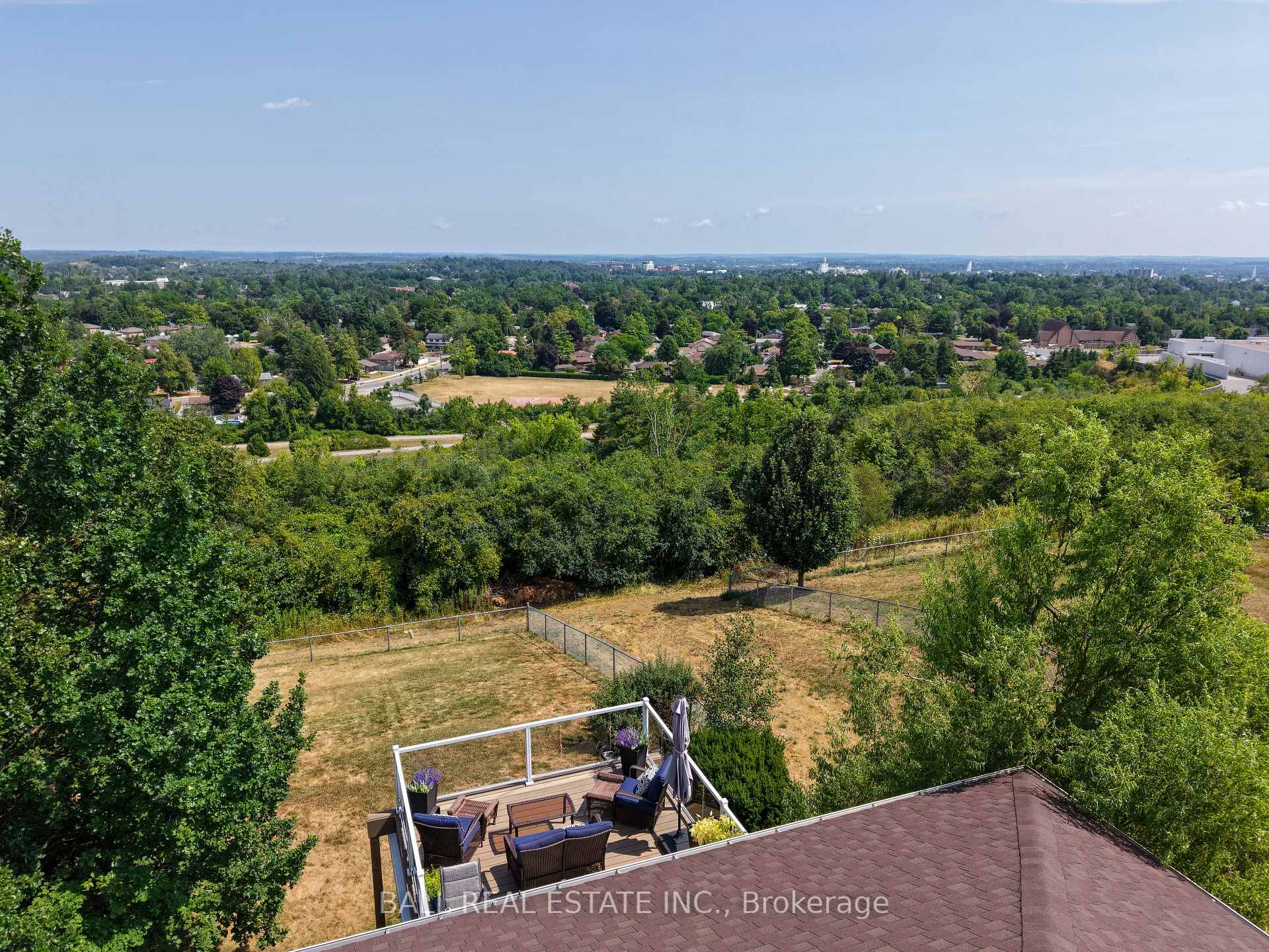 Photo 41 of 84 Milroy Drive, Peterborough, Northcrest Ward 5 — HOMEH
