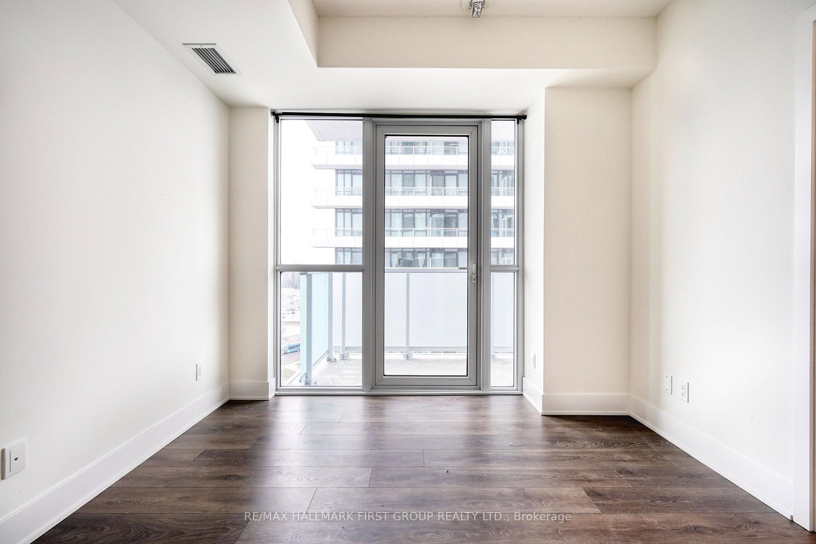 Photo 7 of Unit 1015, 188 Fairview Mall Dr, North York, Don Valley Village — HOMEH