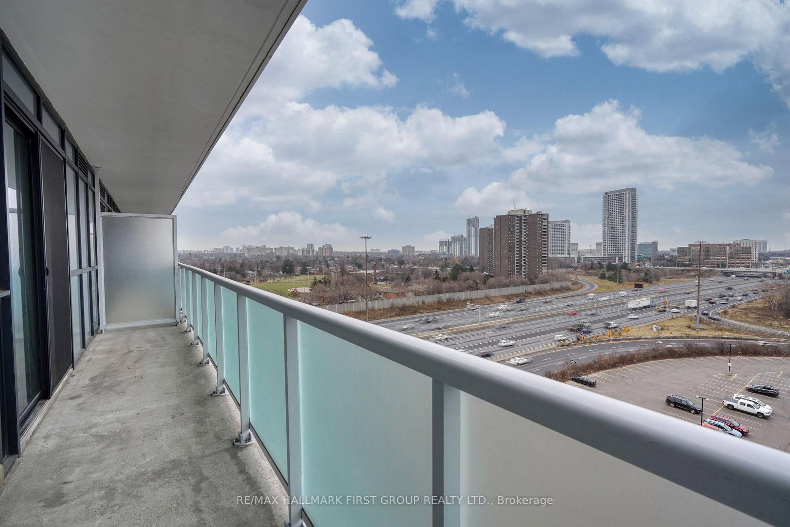 Photo 9 of Unit 1015, 188 Fairview Mall Dr, North York, Don Valley Village — HOMEH