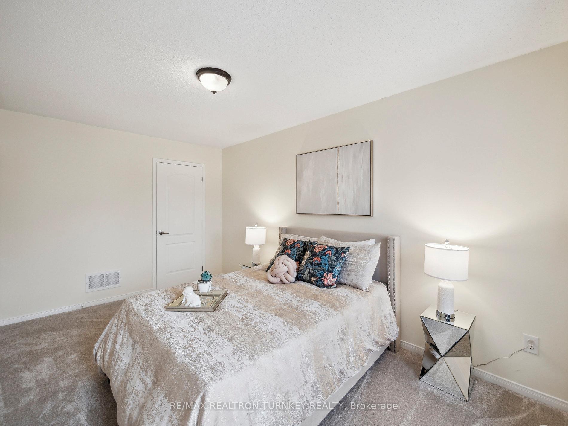 Photo 34 of 22 Maidstone Way, Whitby, Taunton North — HOMEH