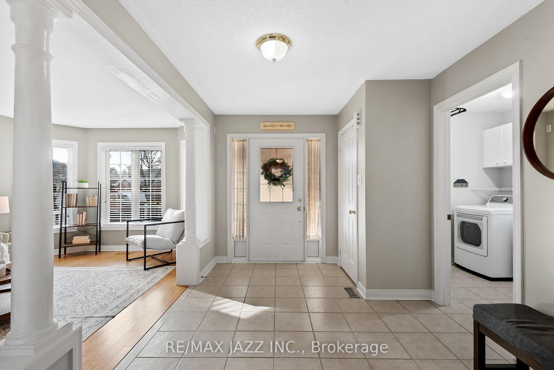 Photo 2 of 105 Tom Edwards Drive, Whitby, Rolling Acres — HOMEH