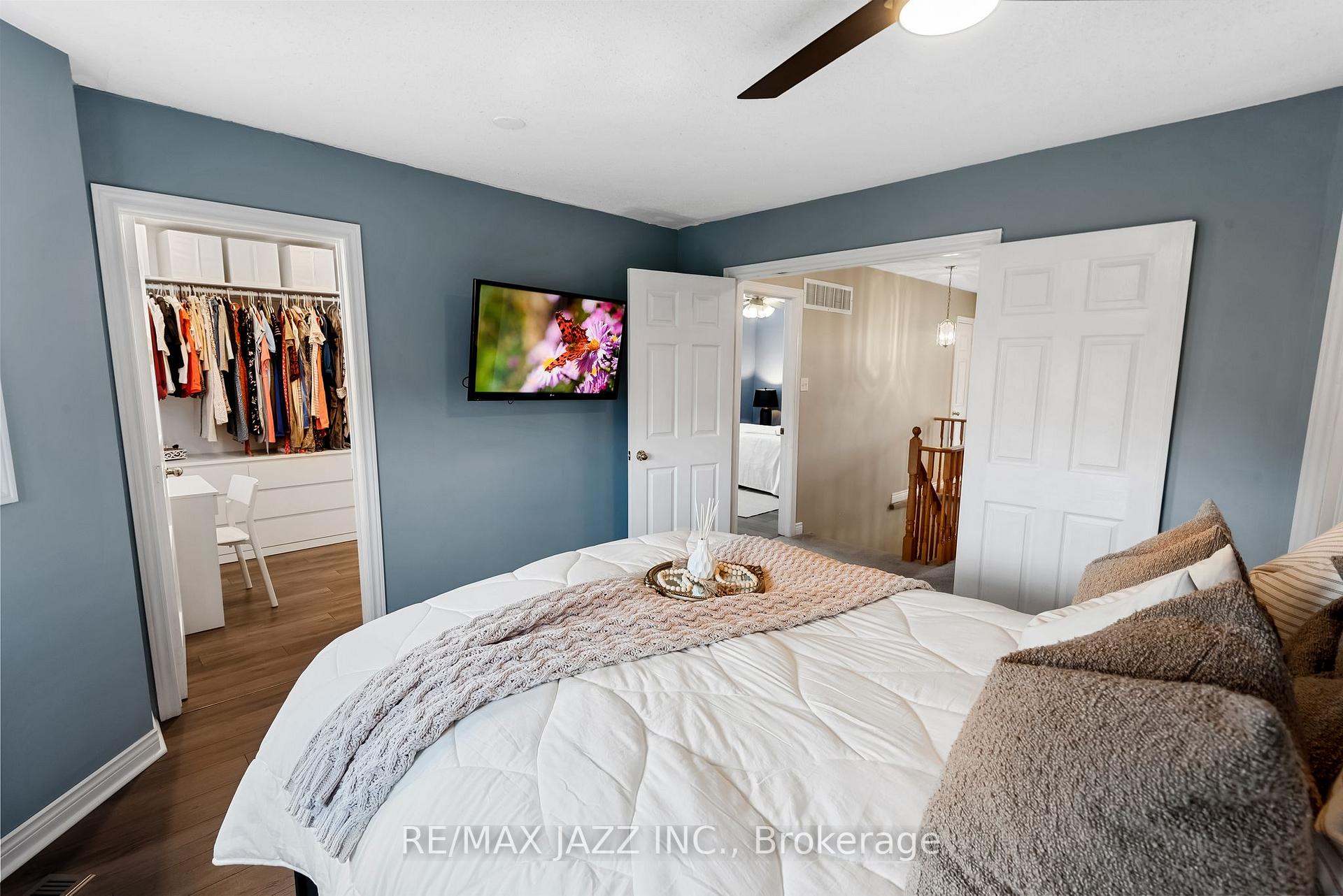 Photo 14 of 105 Tom Edwards Drive, Whitby, Rolling Acres — HOMEH