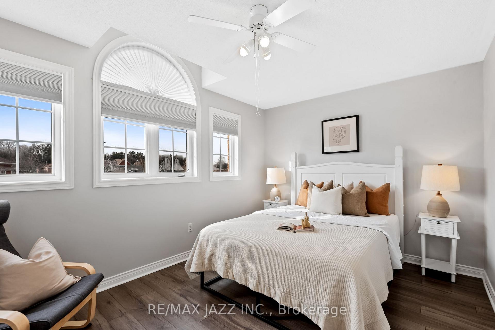 Photo 18 of 105 Tom Edwards Drive, Whitby, Rolling Acres — HOMEH