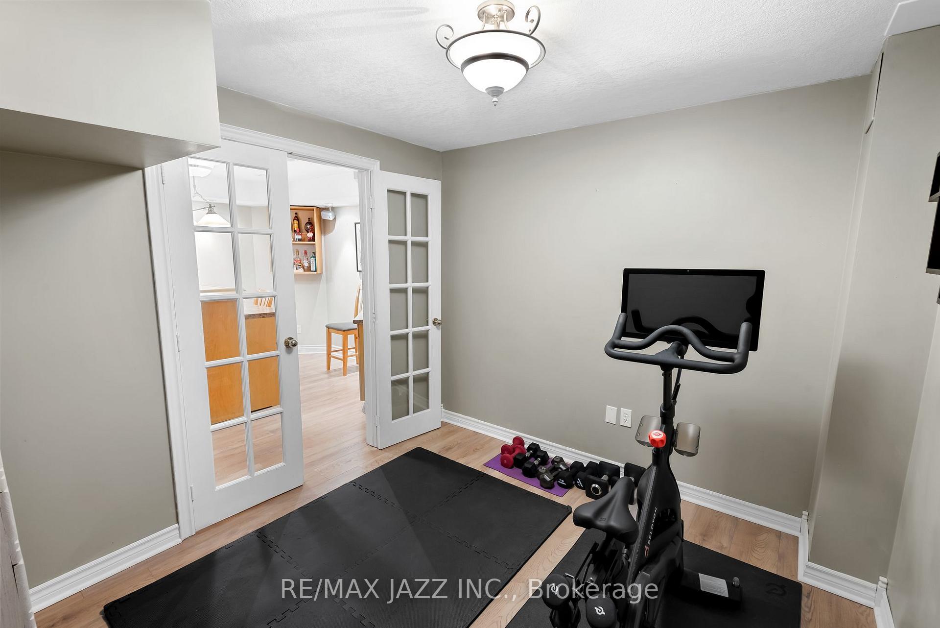 Photo 26 of 105 Tom Edwards Drive, Whitby, Rolling Acres — HOMEH