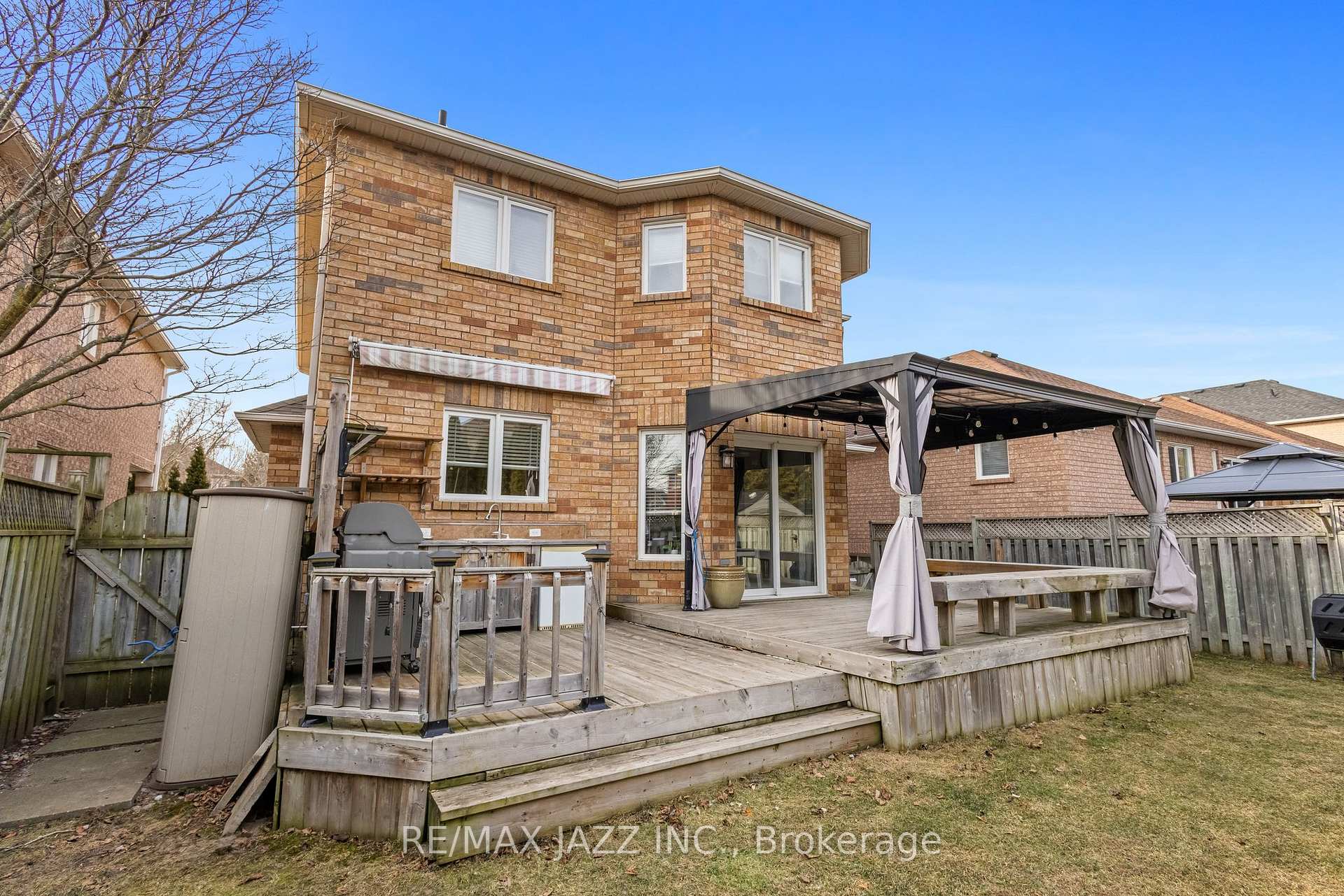 Photo 29 of 105 Tom Edwards Drive, Whitby, Rolling Acres — HOMEH